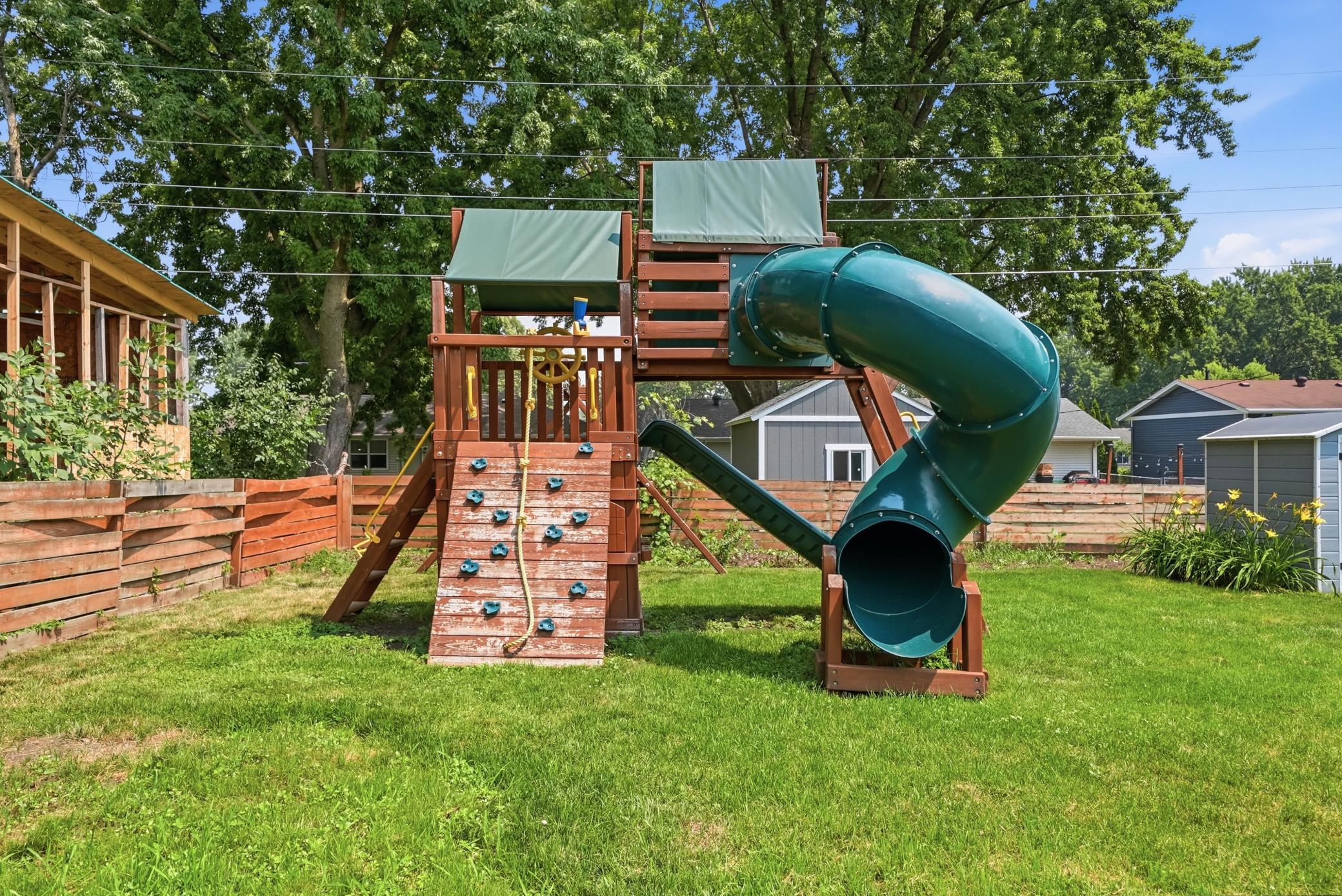 301 Walnut Lane Property Photo 39