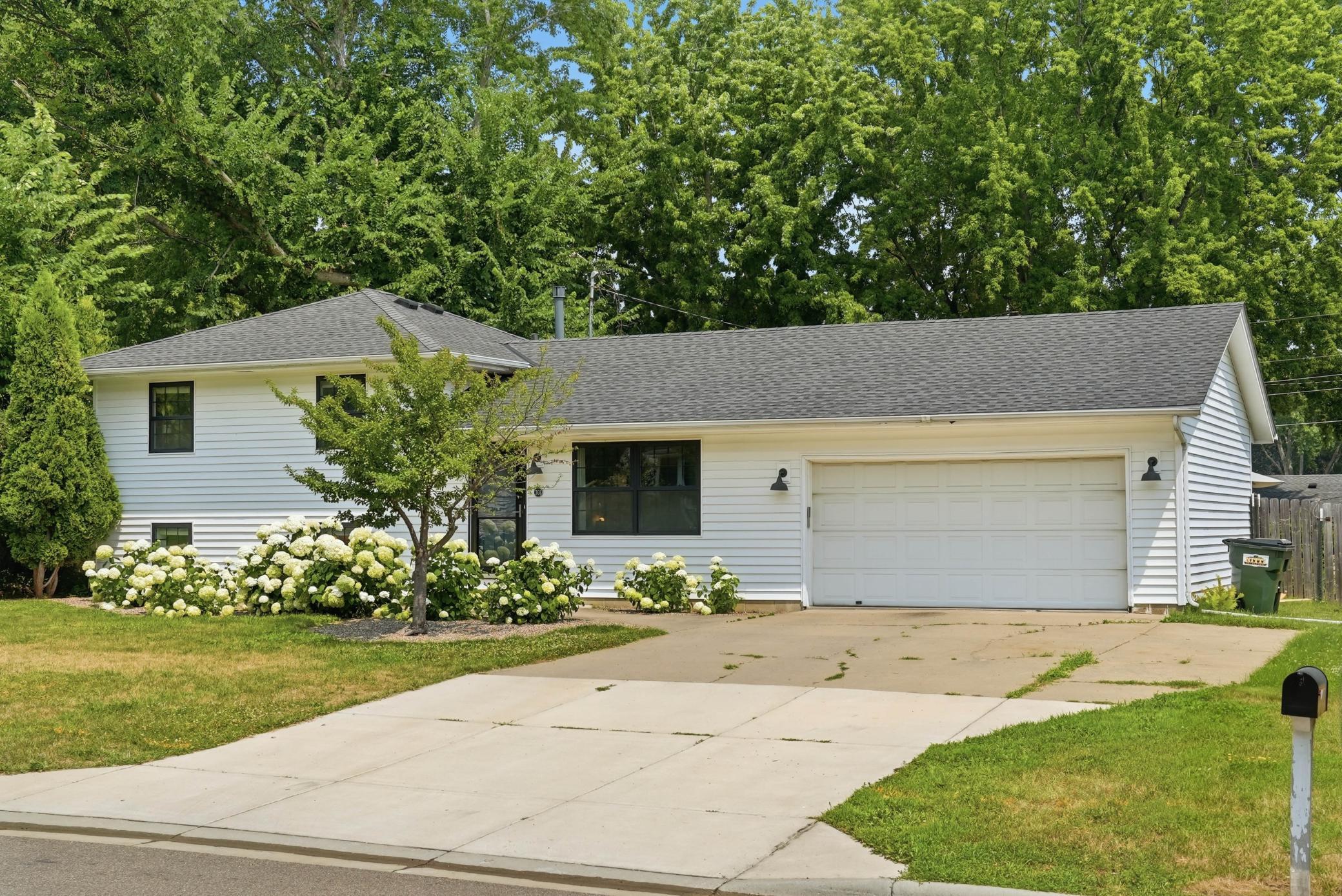 301 Walnut Lane Property Photo 41