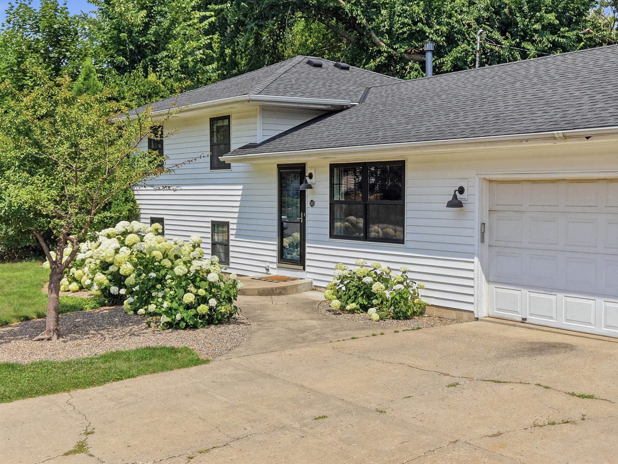 301 Walnut Lane Property Photo 42