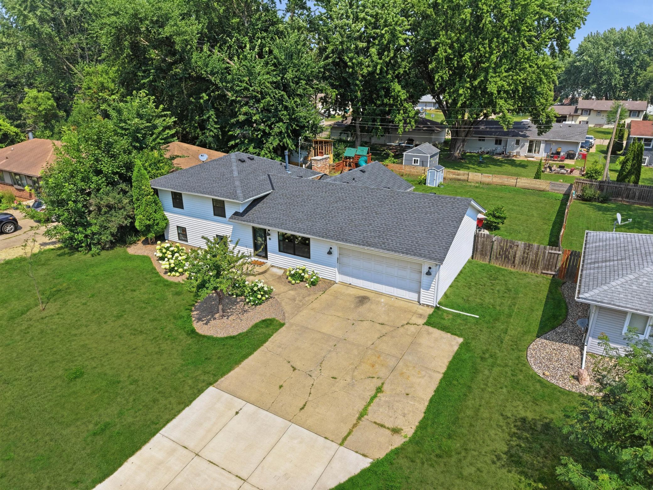 301 Walnut Lane Property Photo 47