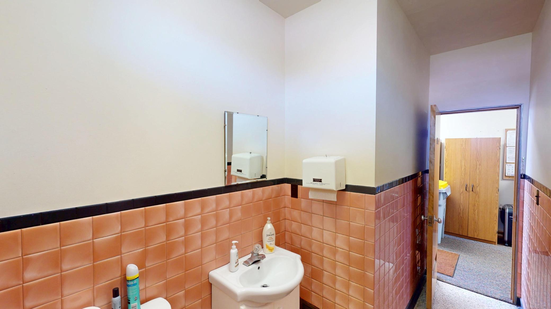22766 S Main Street Property Photo 33