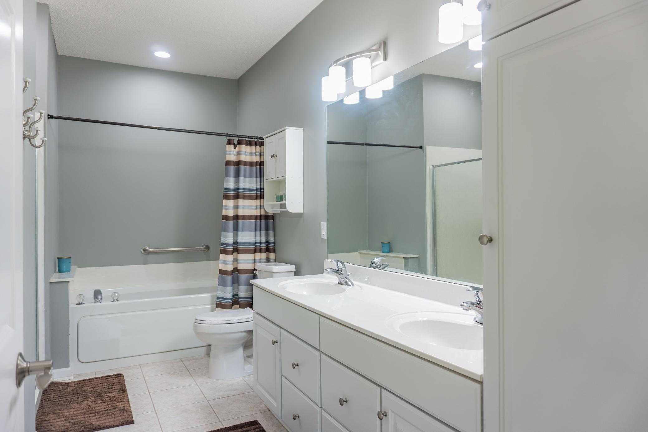 988 Daylily Drive Property Photo 28