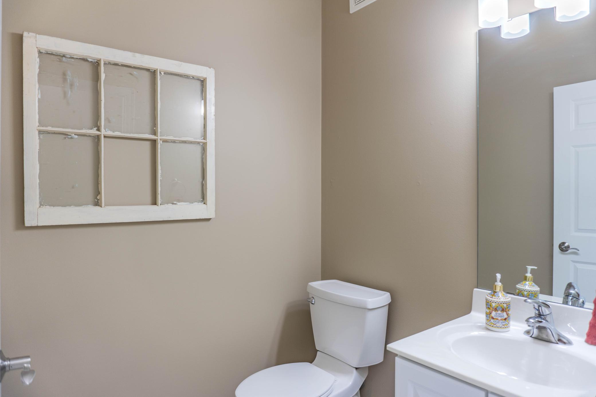 988 Daylily Drive Property Photo 32