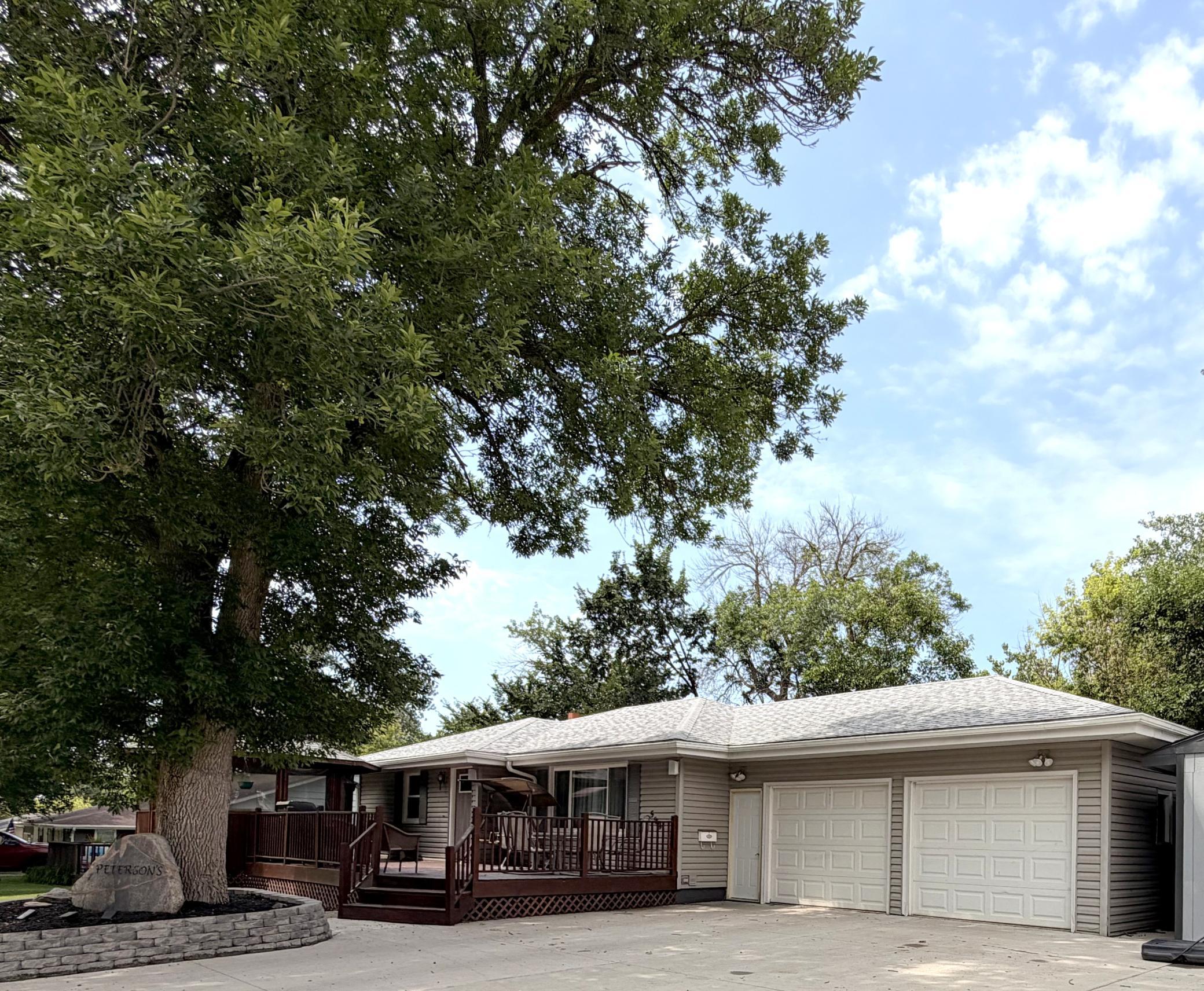 598 Prospect Avenue Property Photo 1