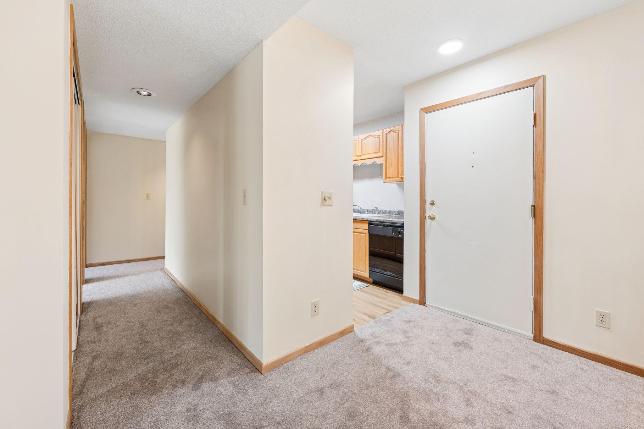 130 E Demont Avenue E 348 Property Photo 15