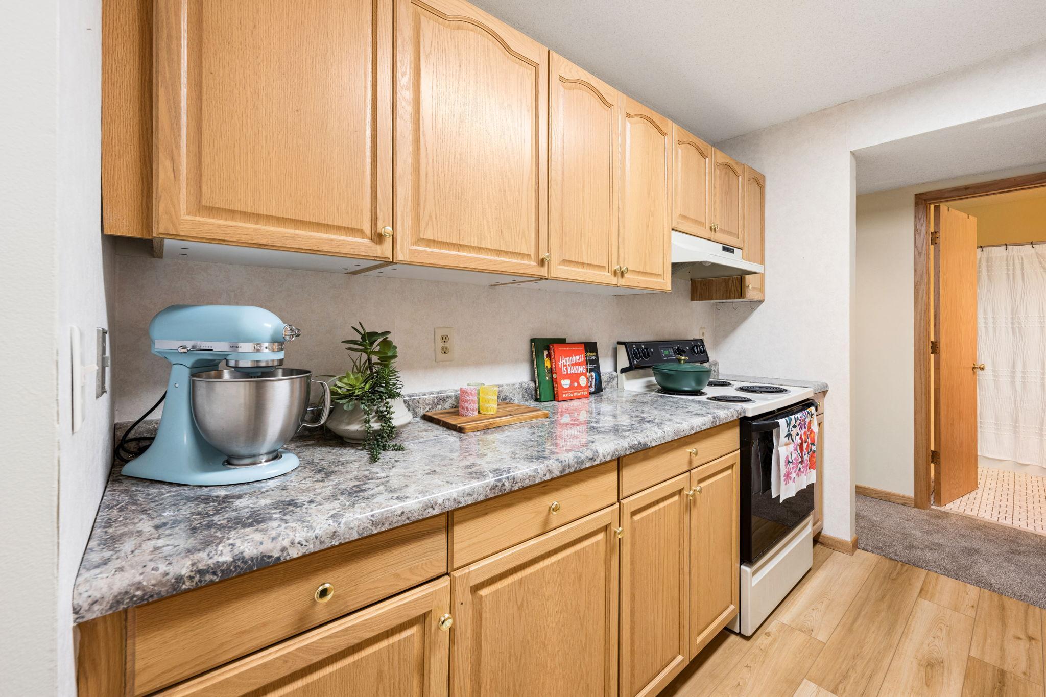 130 E Demont Avenue E 348 Property Photo 17