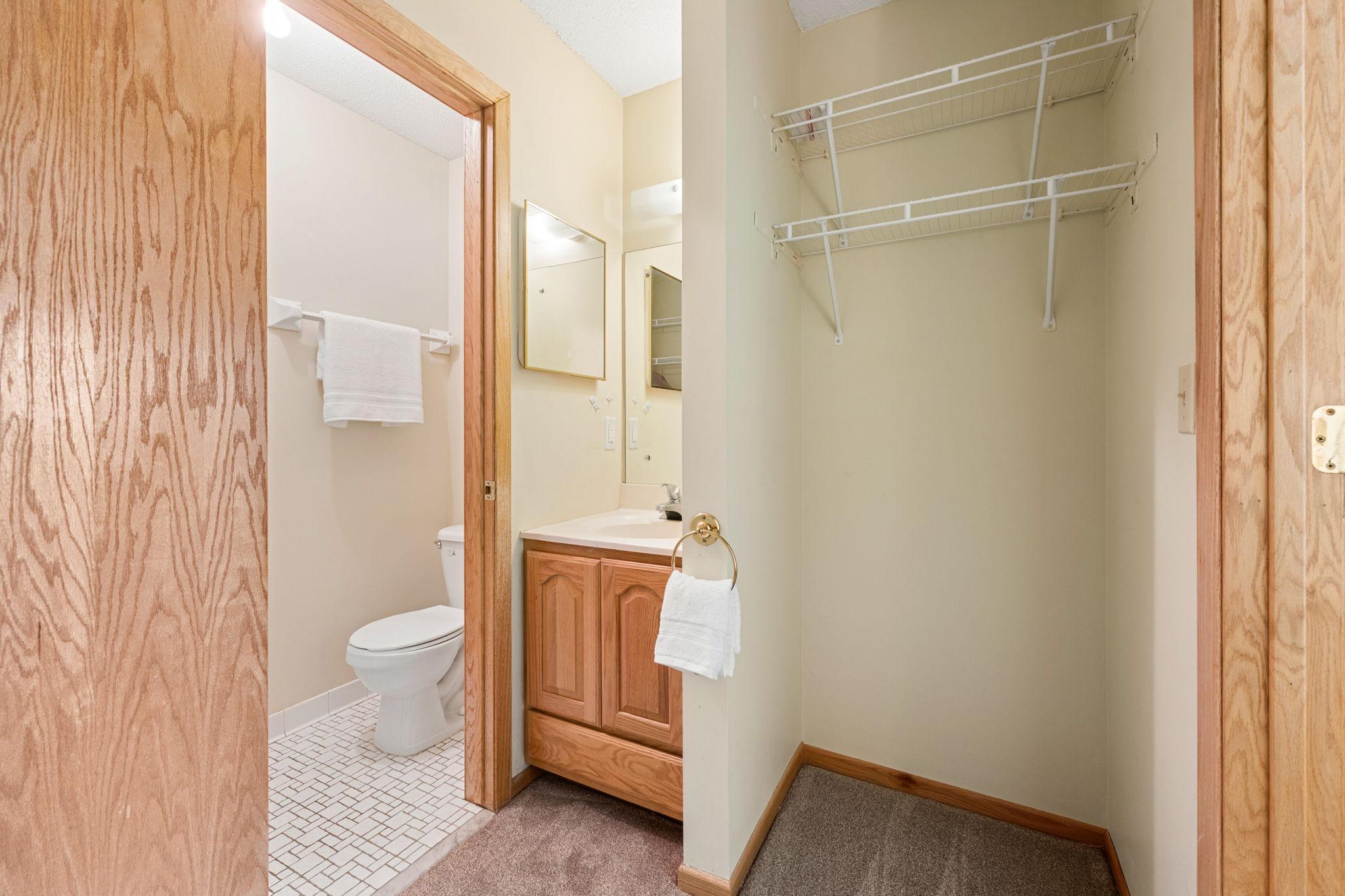 130 E Demont Avenue E 348 Property Photo 25