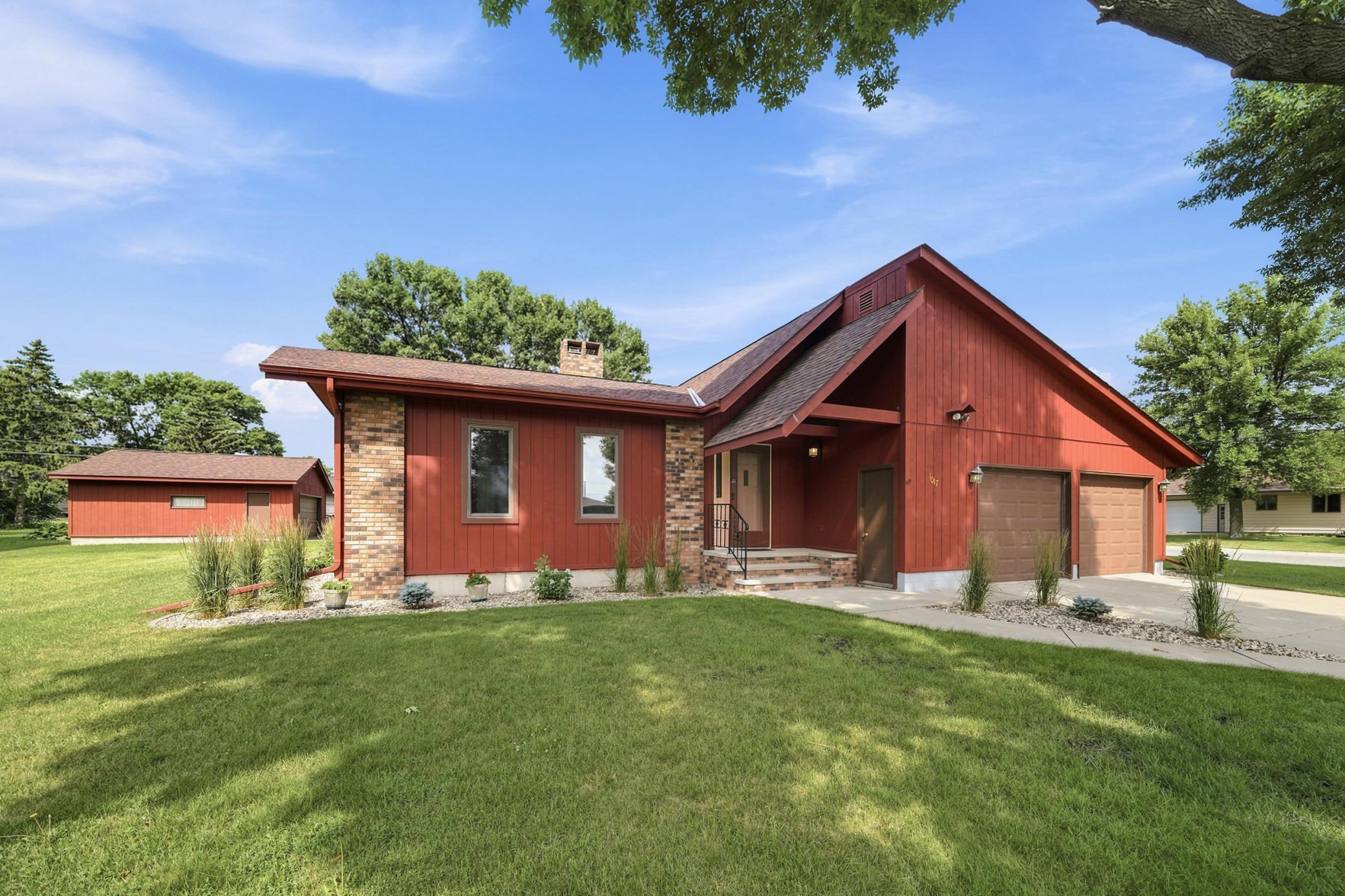 1017 9th Street Property Photo 1