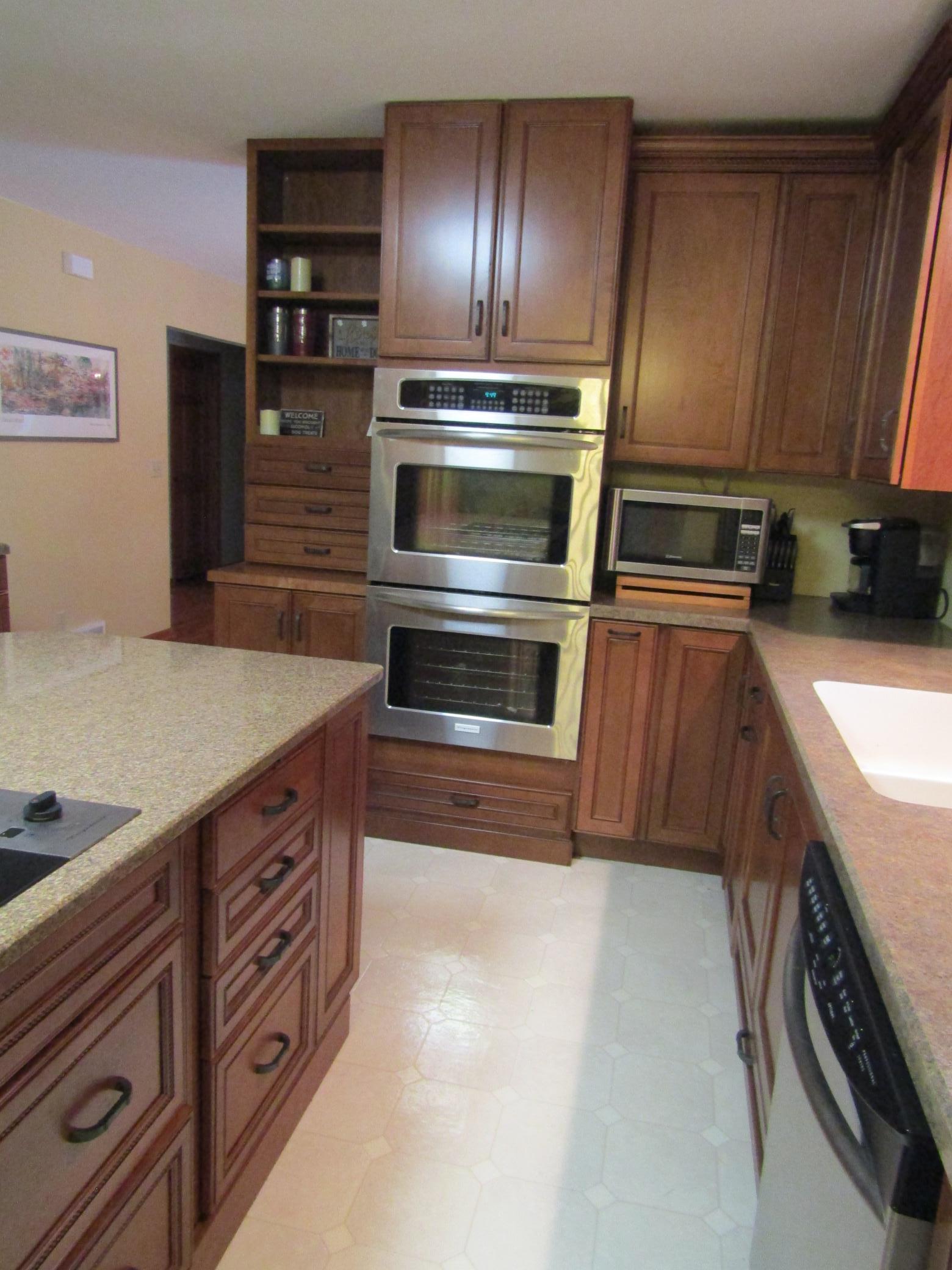 407 Eichelberger Avenue Property Photo 3