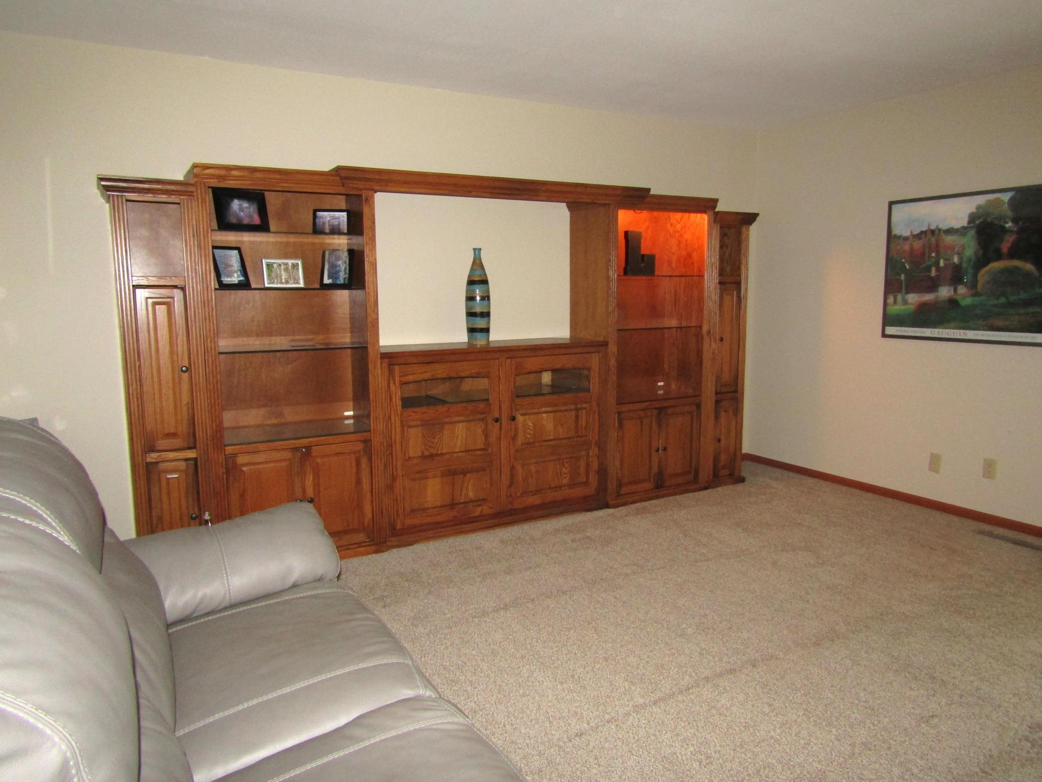 407 Eichelberger Avenue Property Photo 8