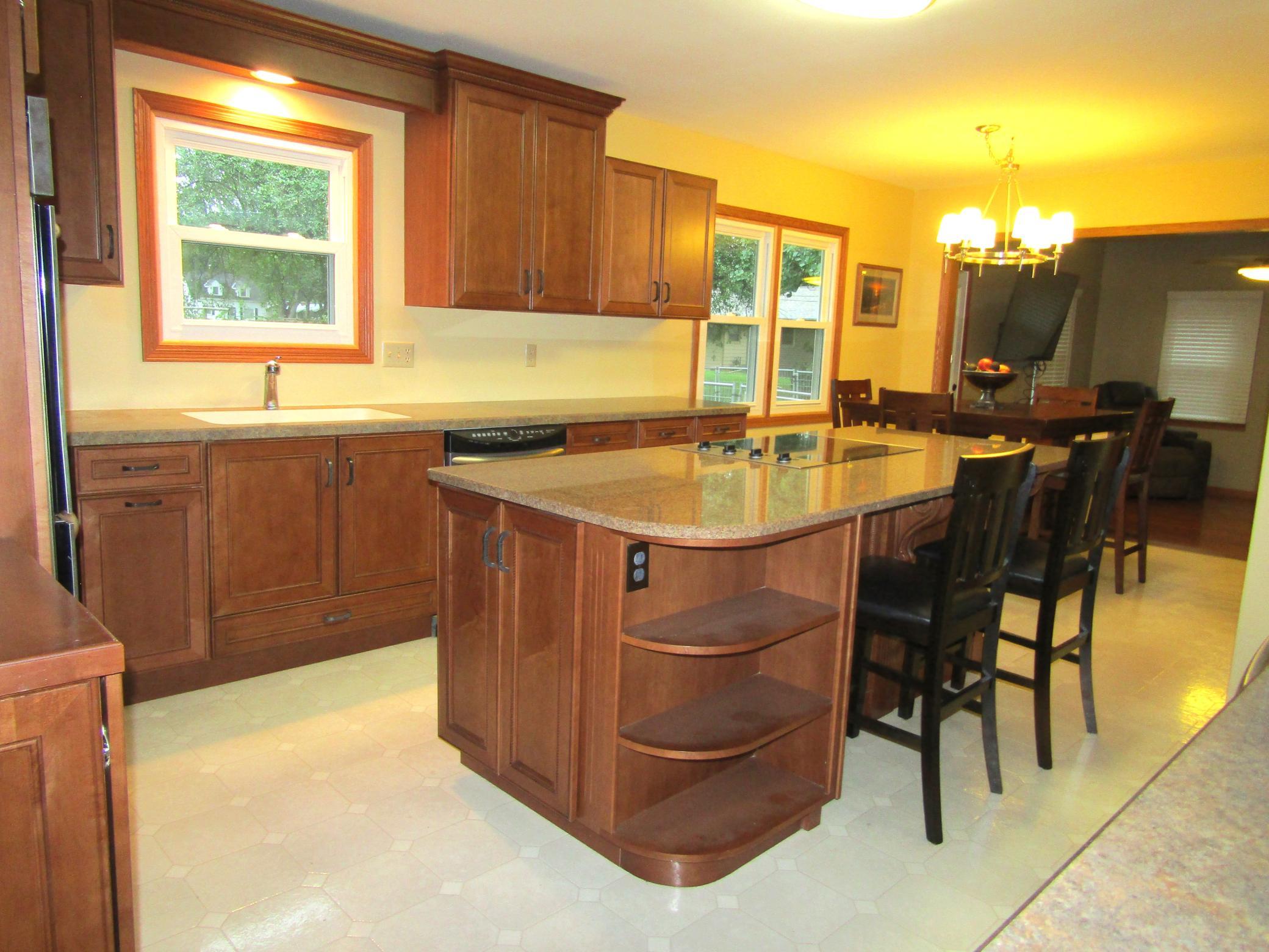 407 Eichelberger Avenue Property Photo 12