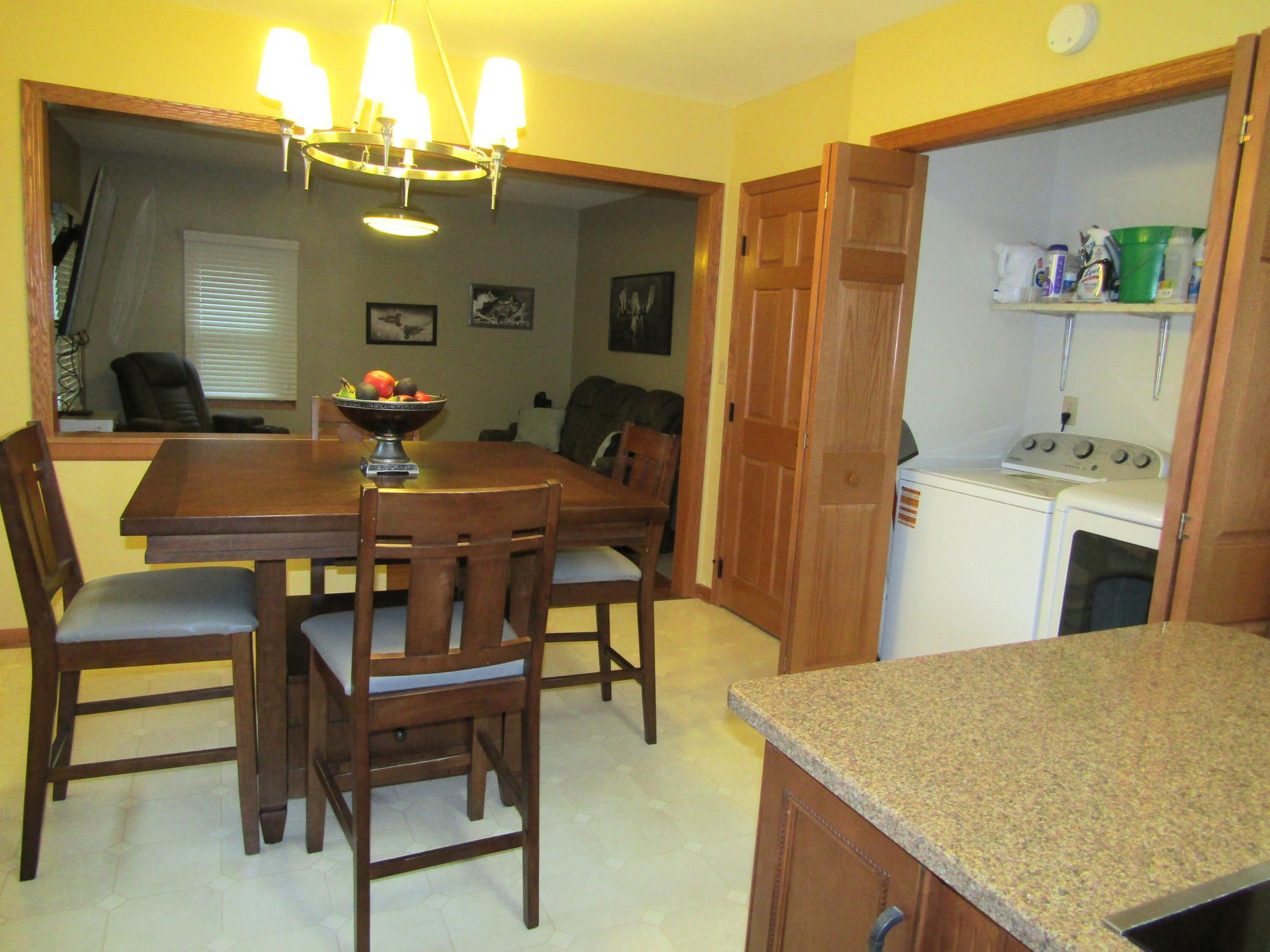 407 Eichelberger Avenue Property Photo 16