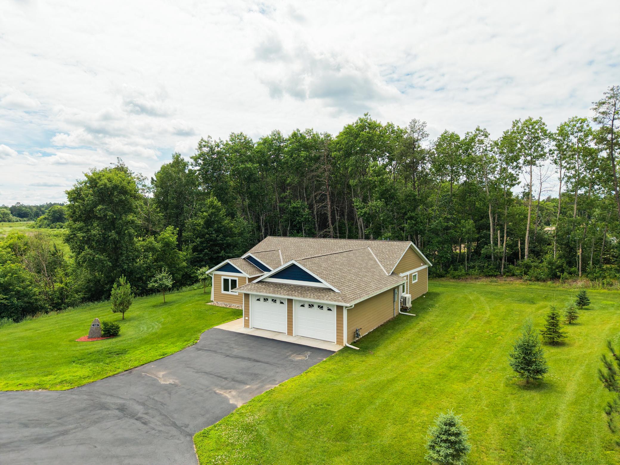 725 Cattail Trail Se Property Photo 2