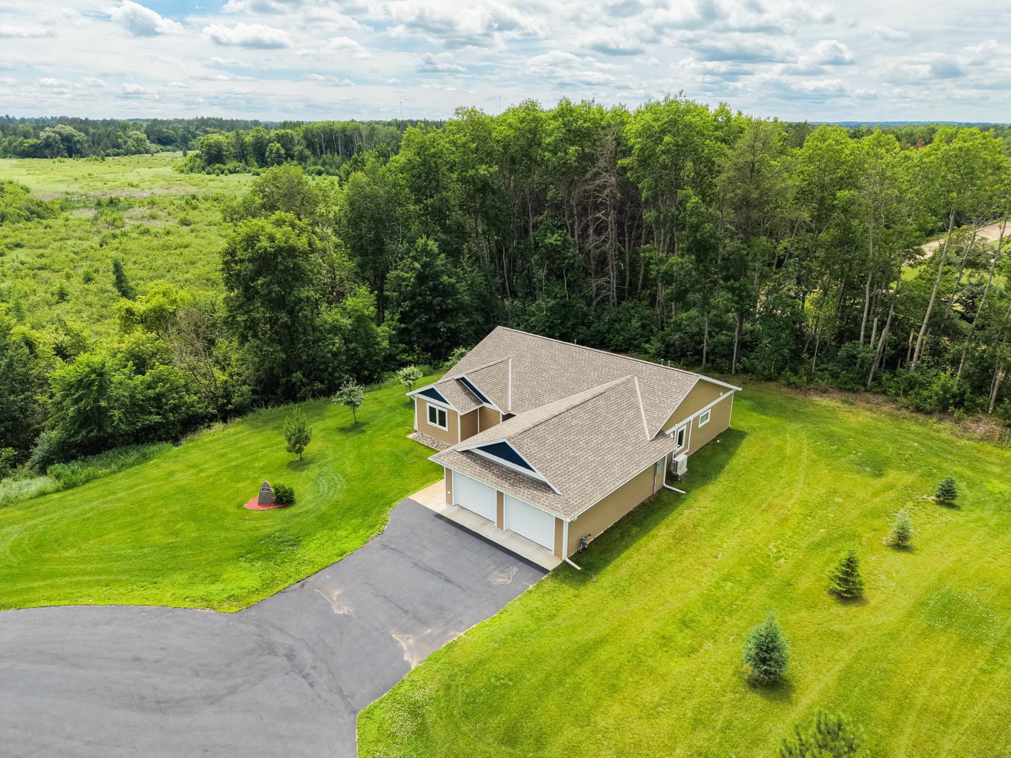725 Cattail Trail Se Property Photo 3