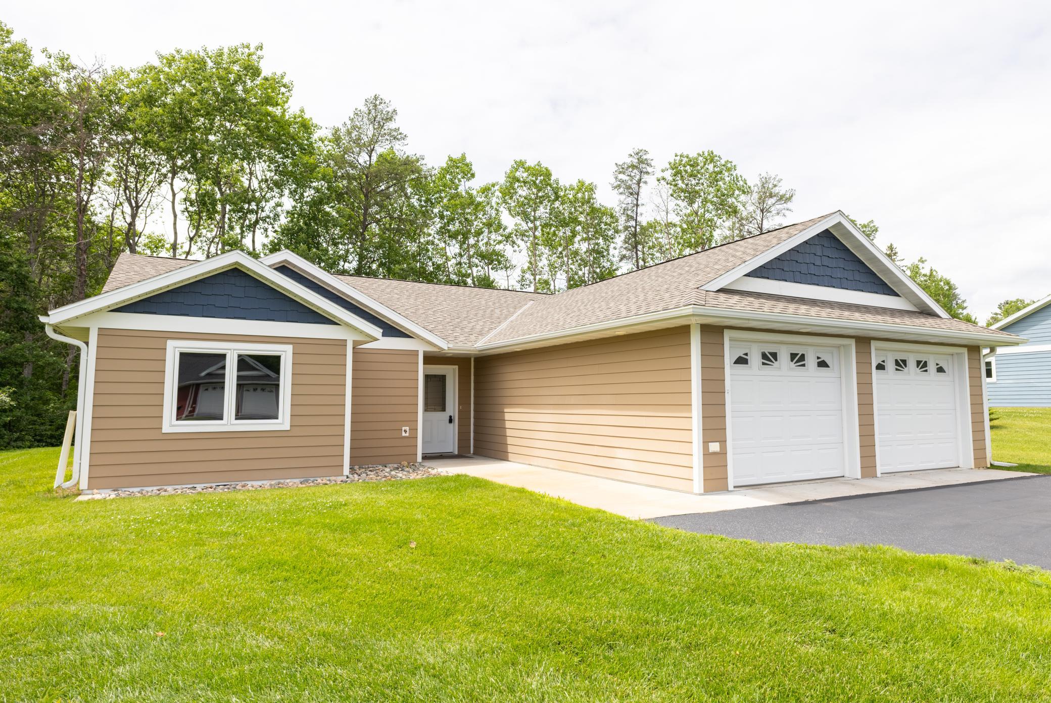 725 Cattail Trail Se Property Photo 21