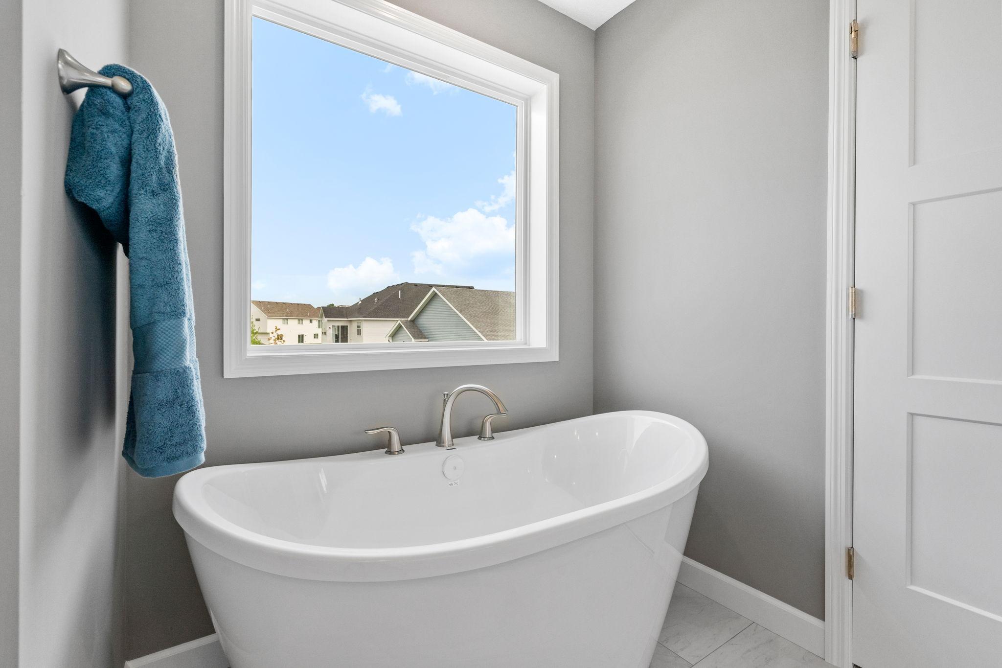 482 Delta Queen Avenue Property Photo 12