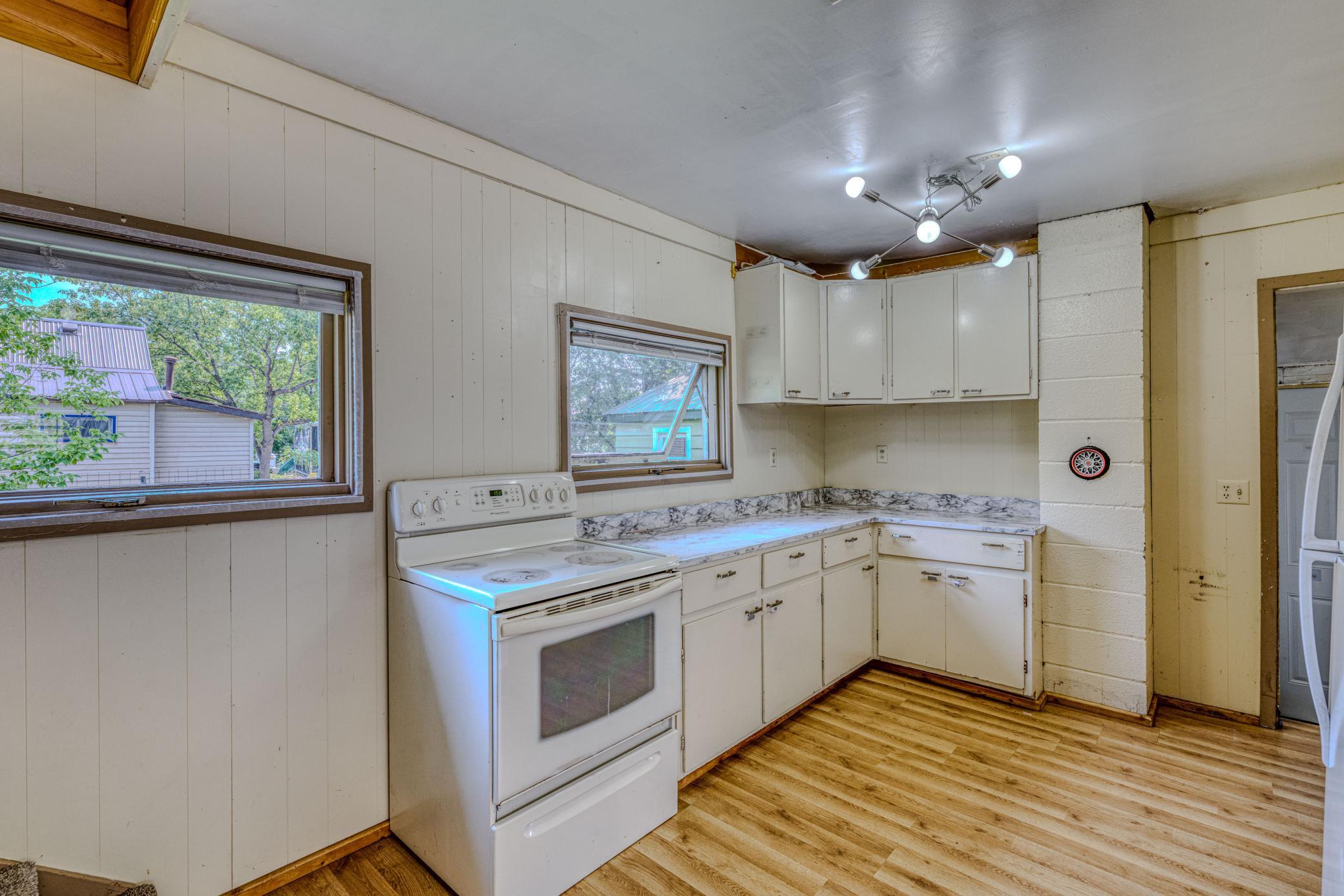 4106 E 1st Street Property Photo 16