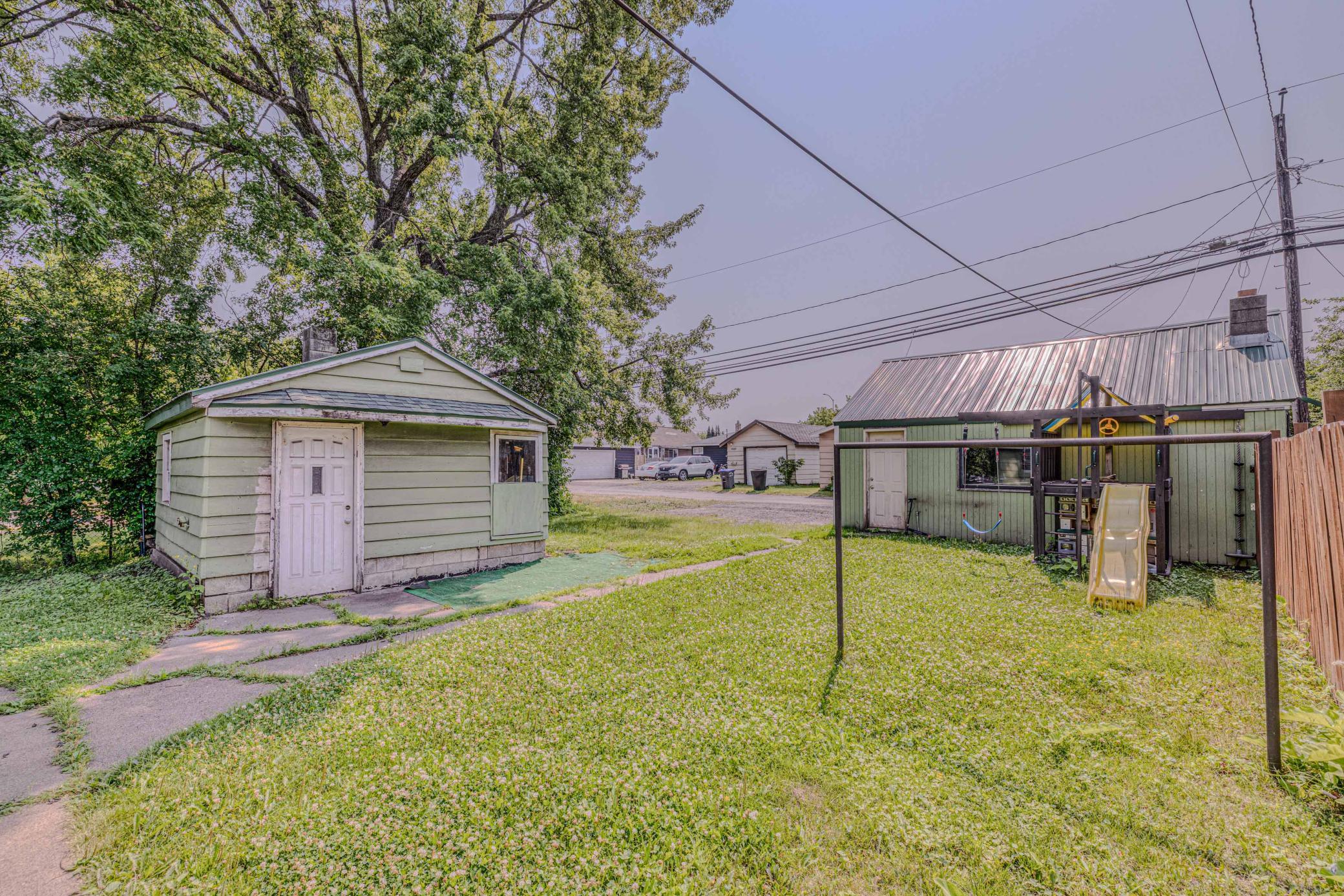 4106 E 1st Street Property Photo 23