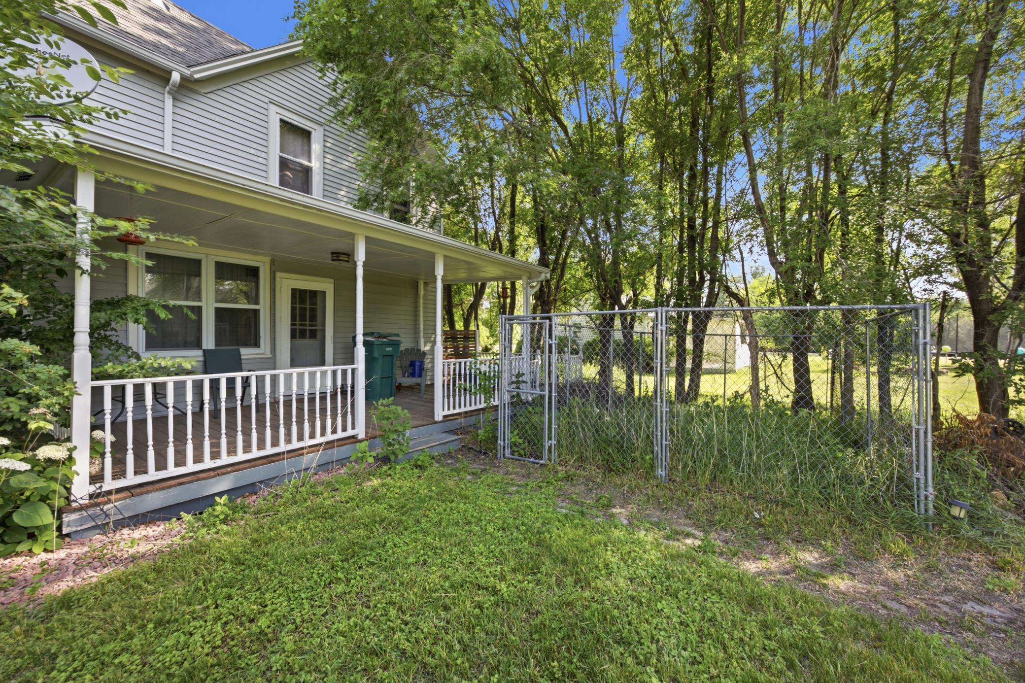 364 6th Avenue Property Photo 12