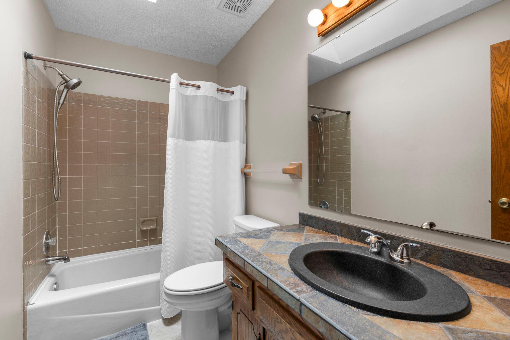 1009 Gramsey Place Property Photo 33