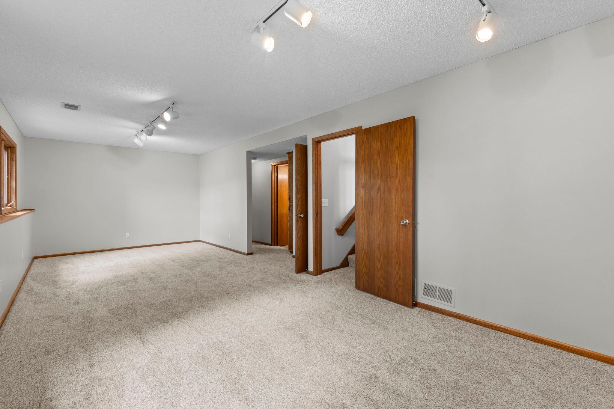 1009 Gramsey Place Property Photo 37