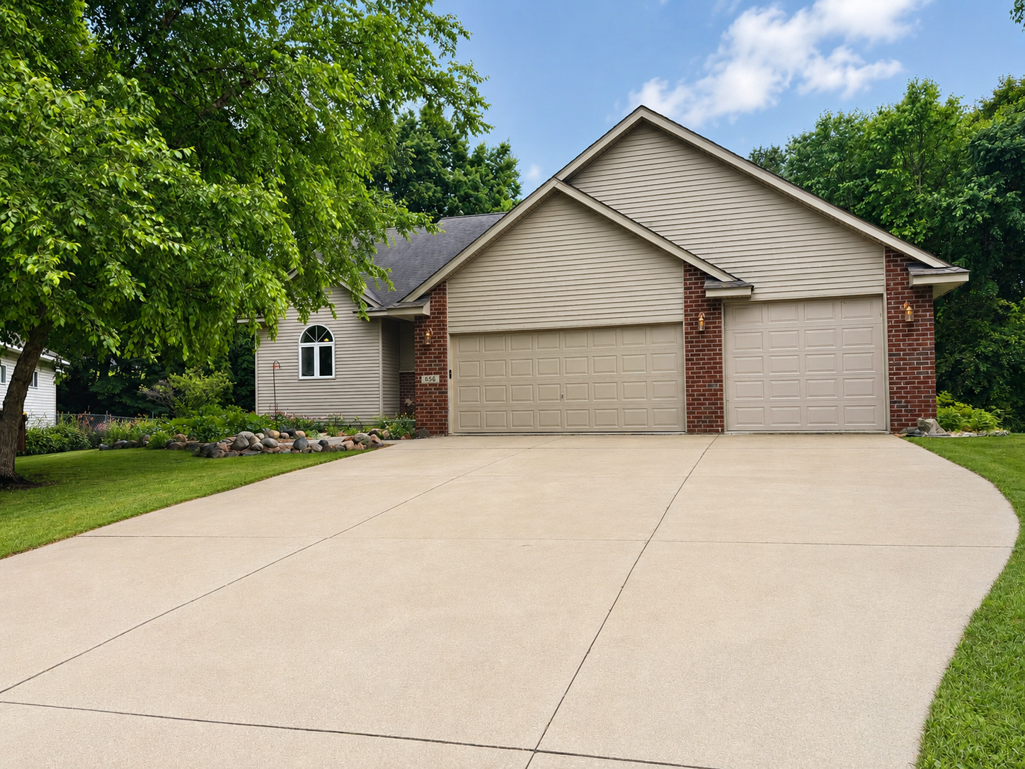 856 Bridle Creek Lane Property Photo 1