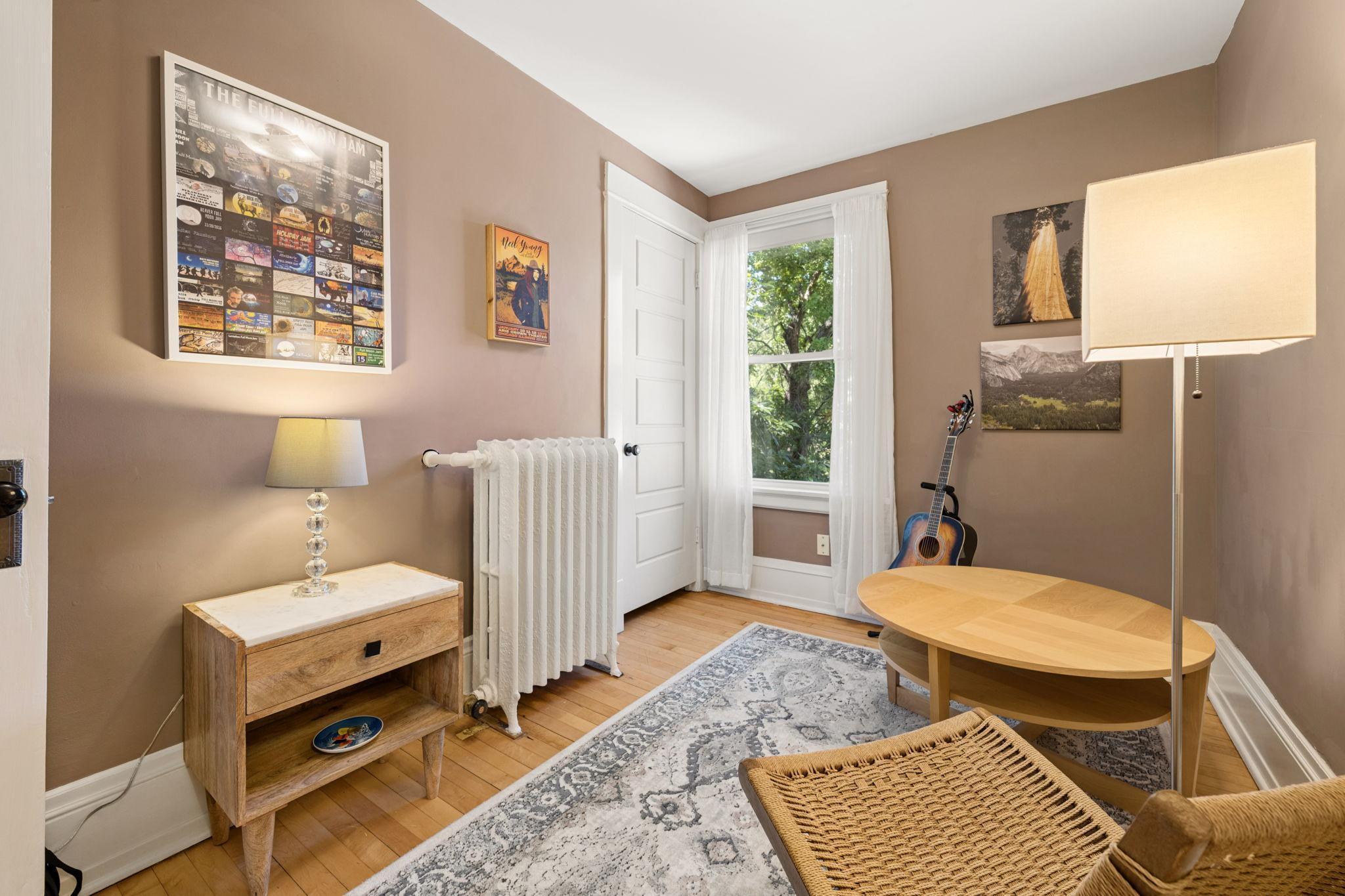 1060 Hague Avenue Property Photo 33