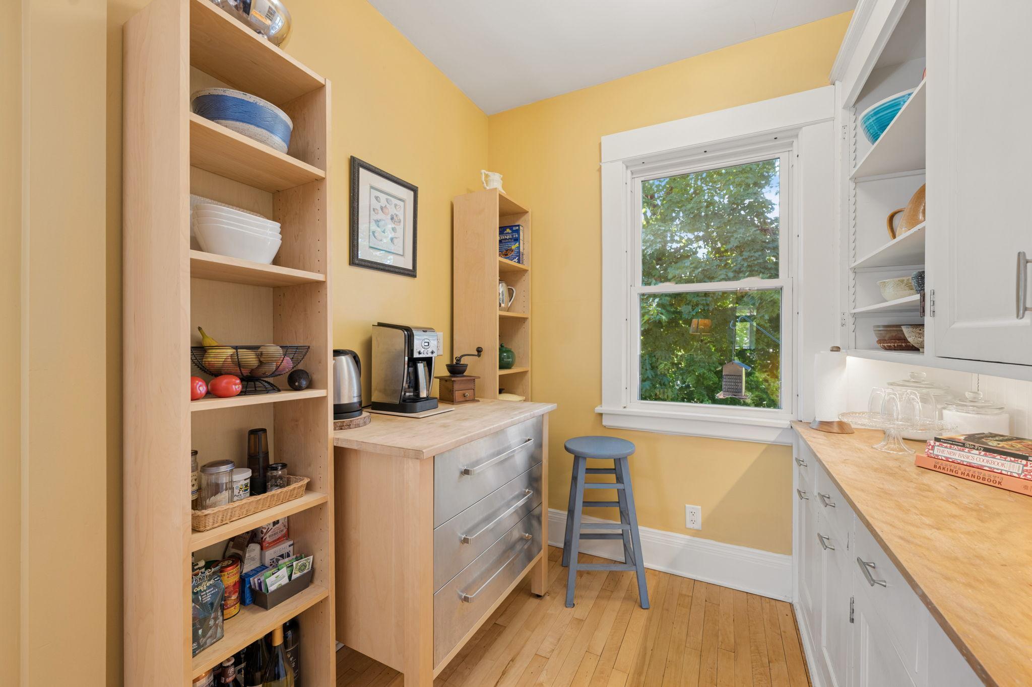 1060 Hague Avenue Property Photo 37