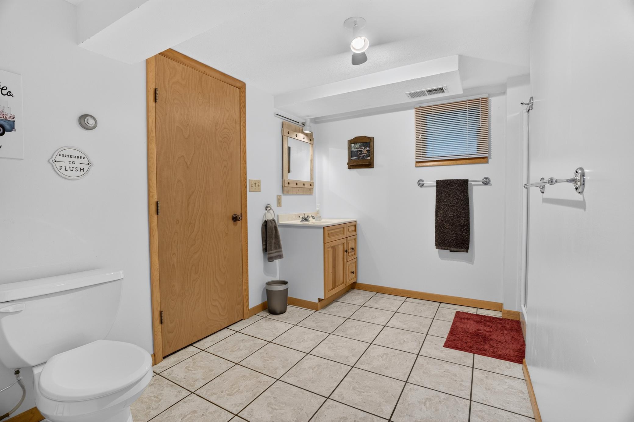 24015 Fork Lane Property Photo 41