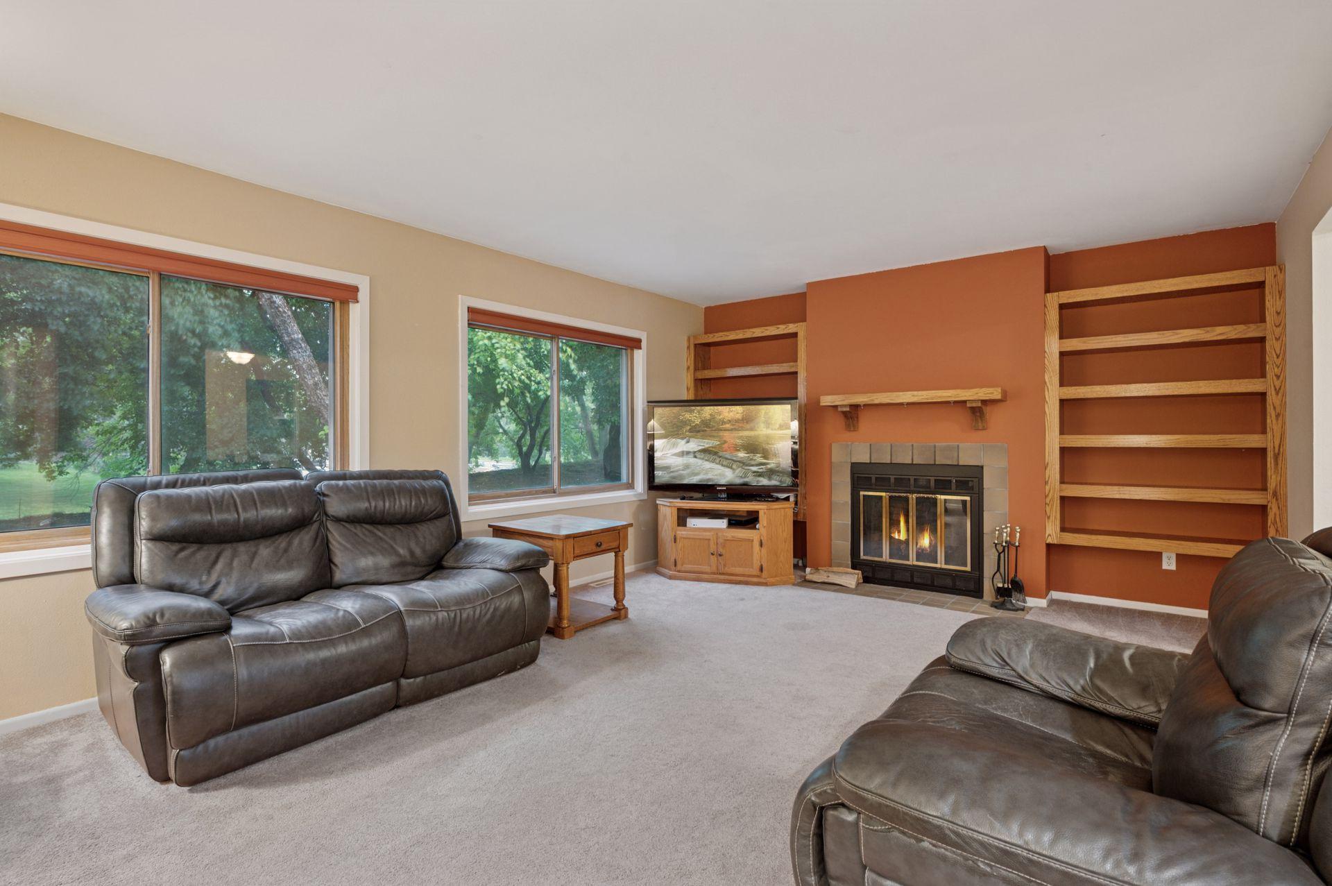 1603 Raindrop Drive Property Photo 2