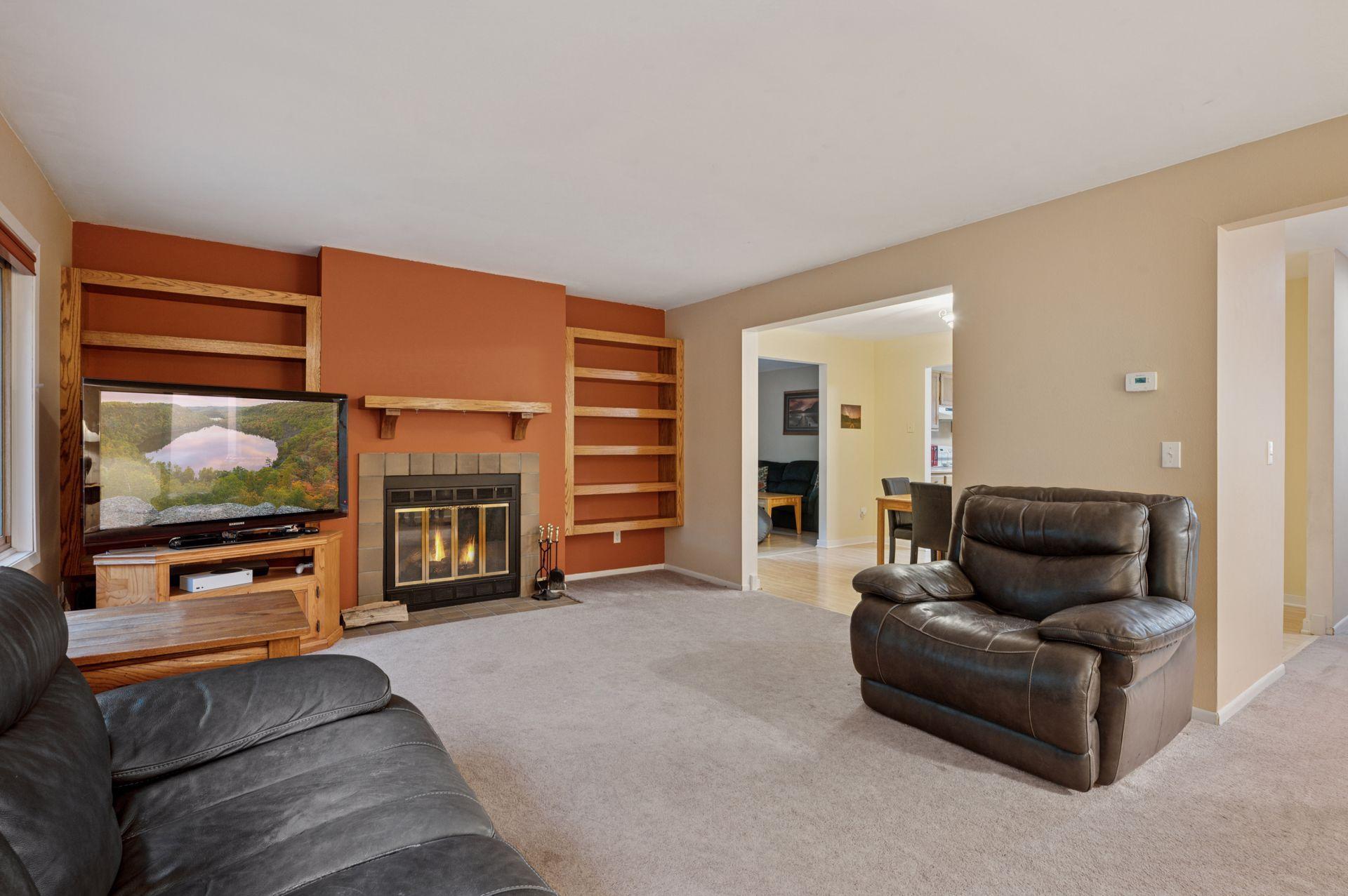 1603 Raindrop Drive Property Photo 4