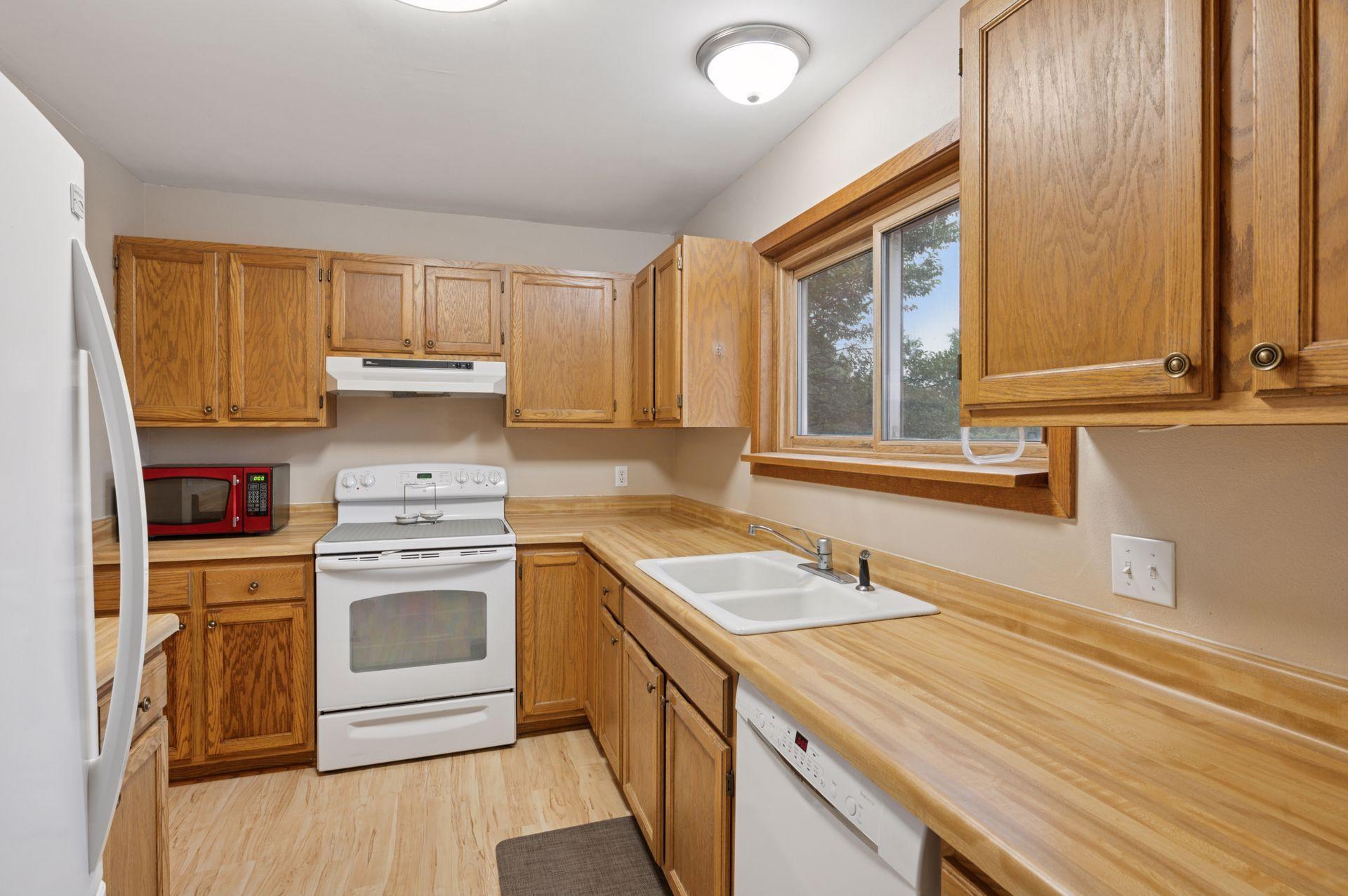 1603 Raindrop Drive Property Photo 10