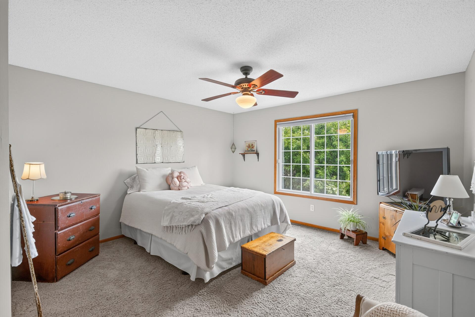 9649 Peony Lane N 1110 Property Photo 17