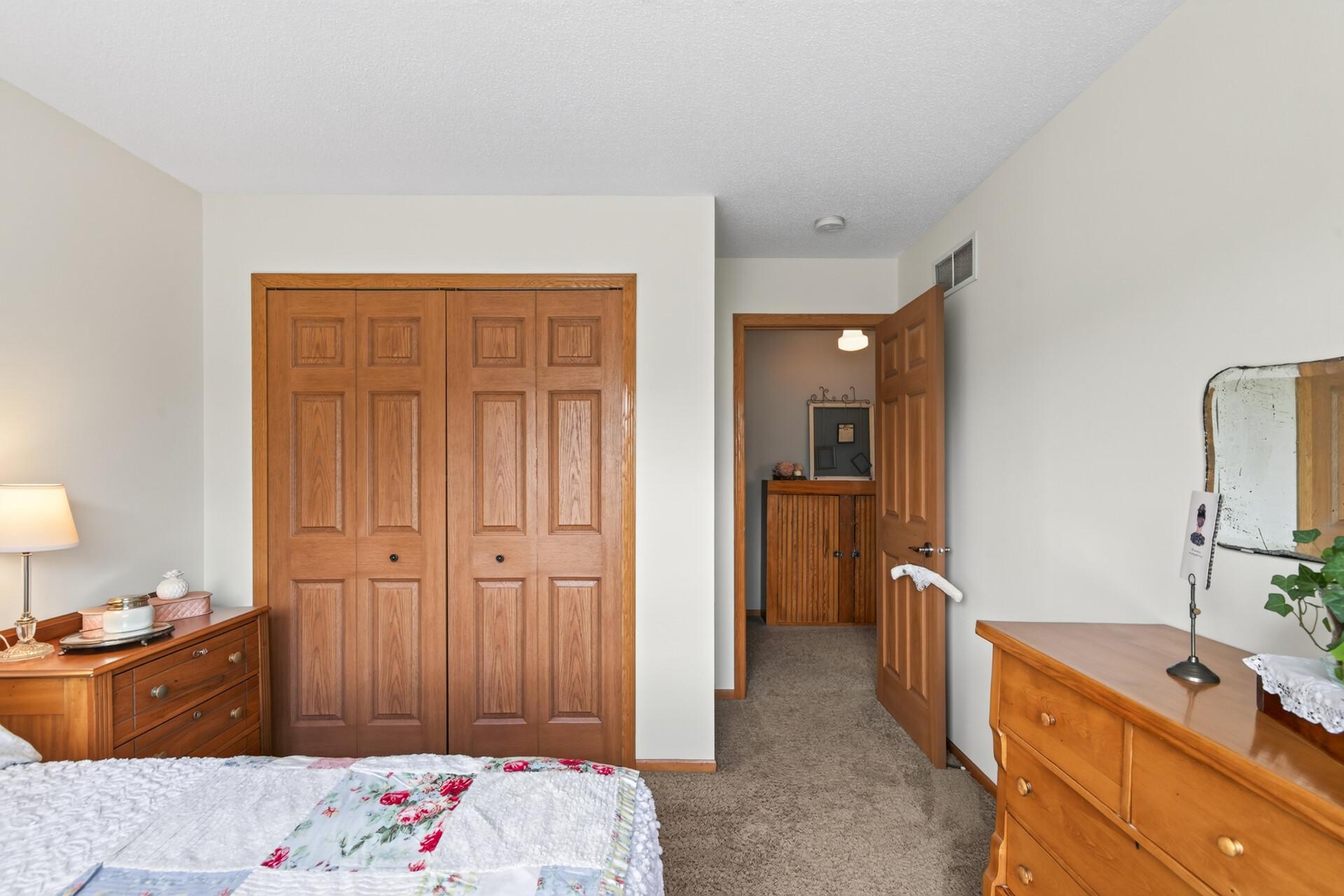 9649 Peony Lane N 1110 Property Photo 23