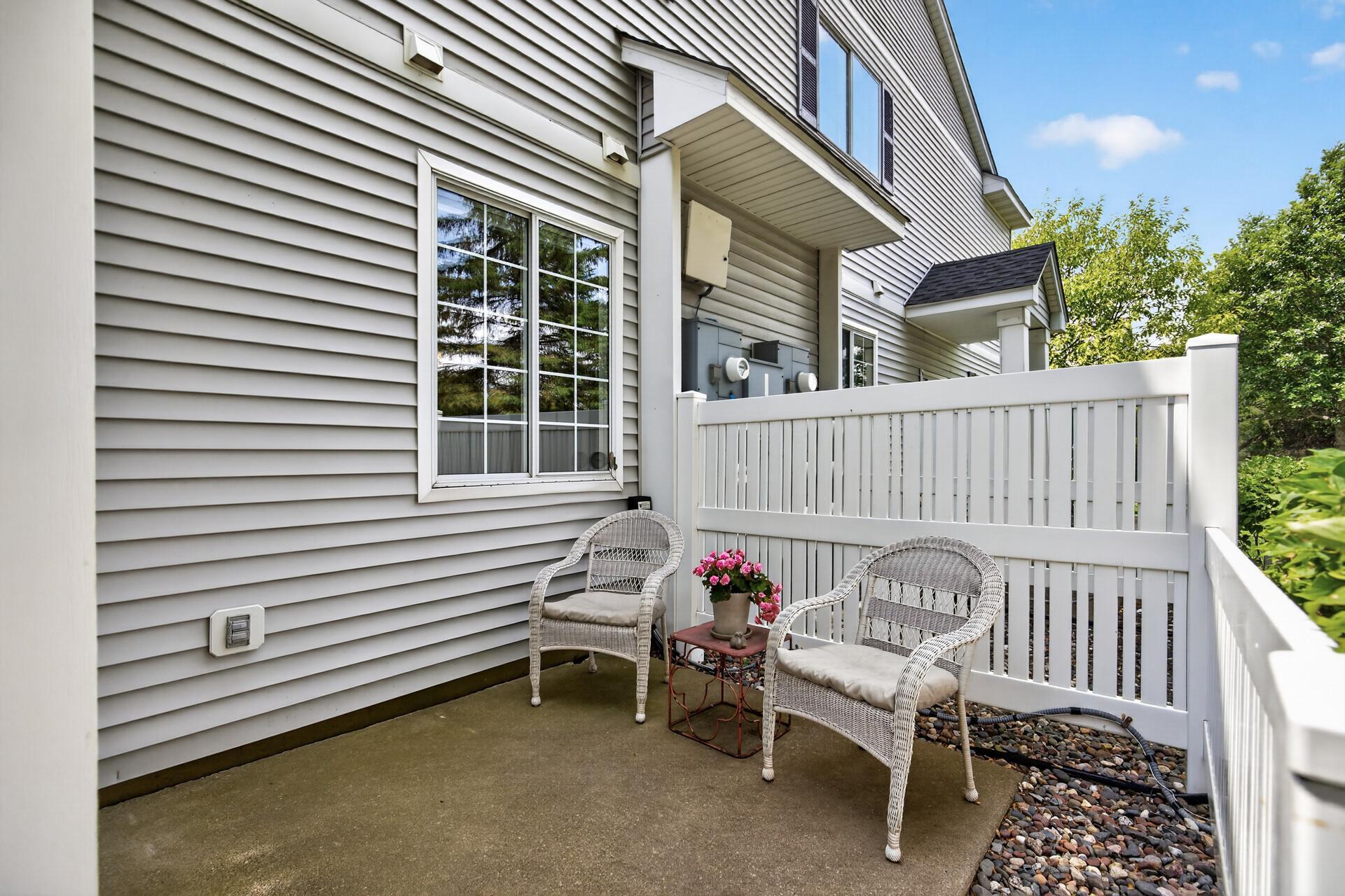9649 Peony Lane N 1110 Property Photo 29