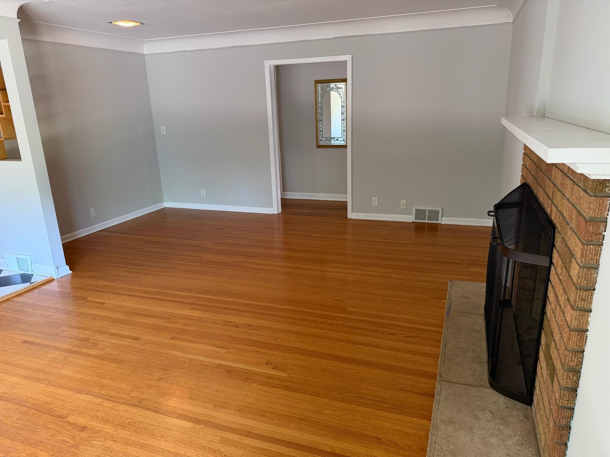 302 Herman Terrace Property Photo 6