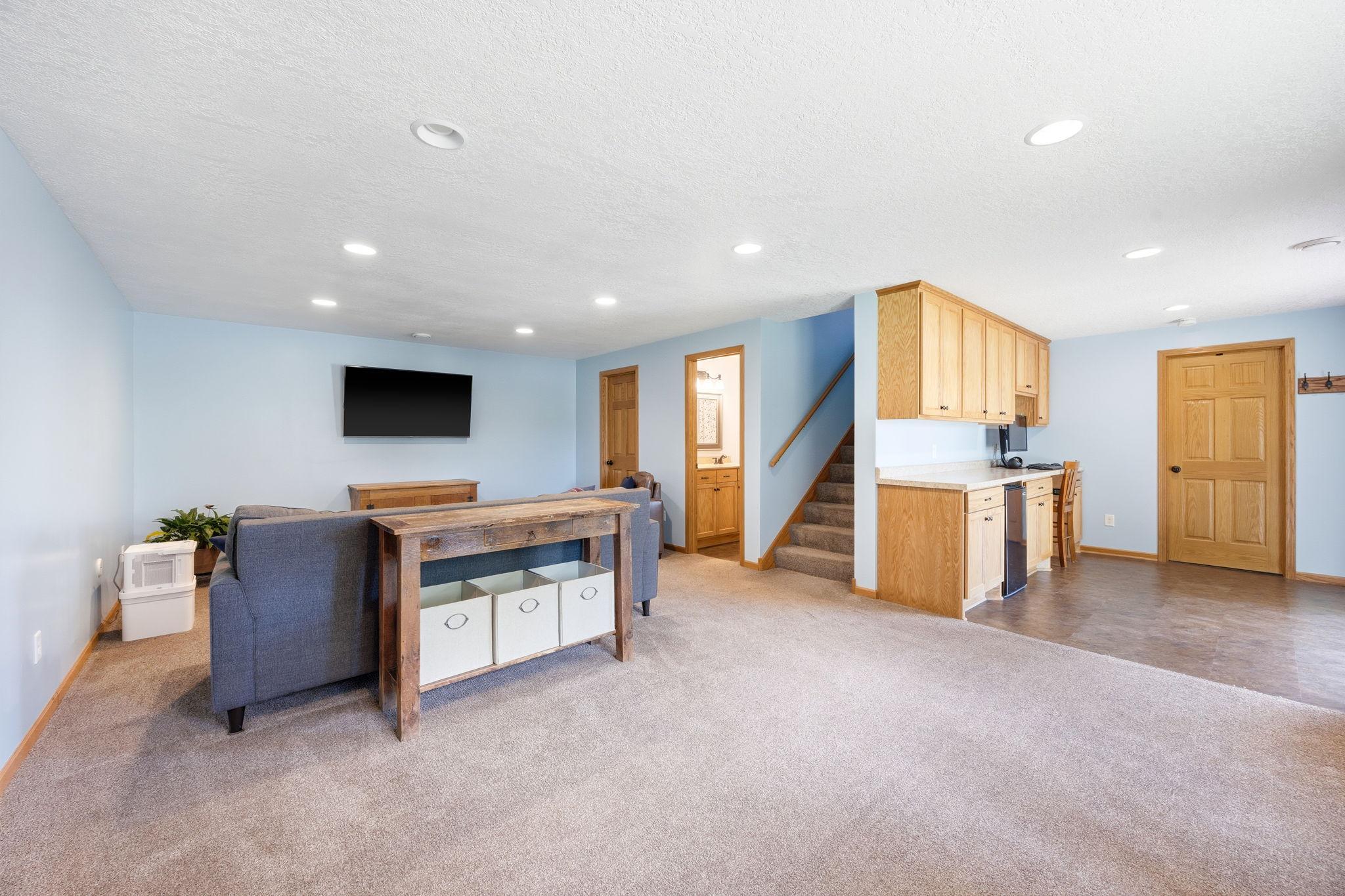 1228 Leo Lane Property Photo 17
