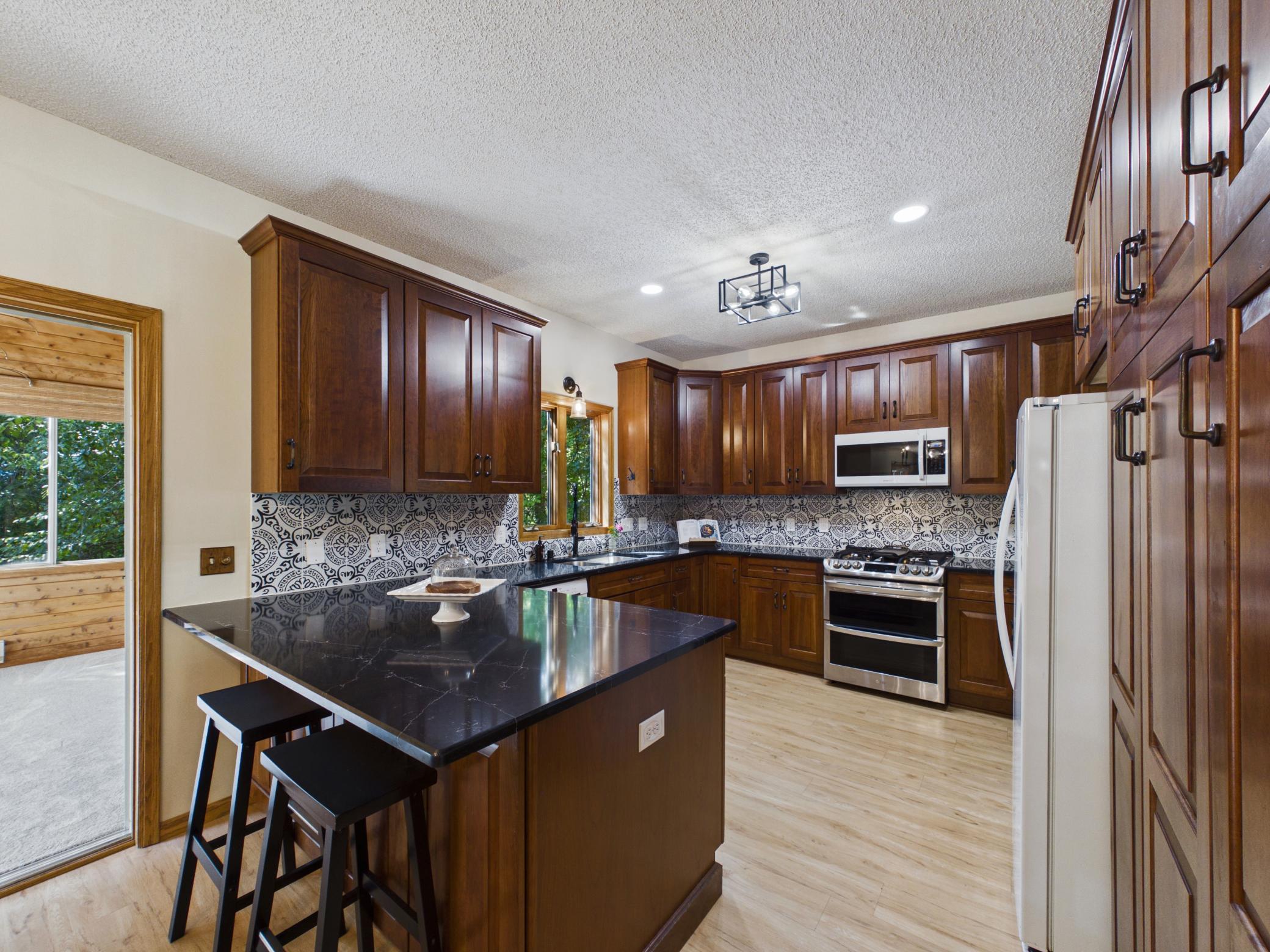 6345 W Shadow Lake Drive Property Photo 1
