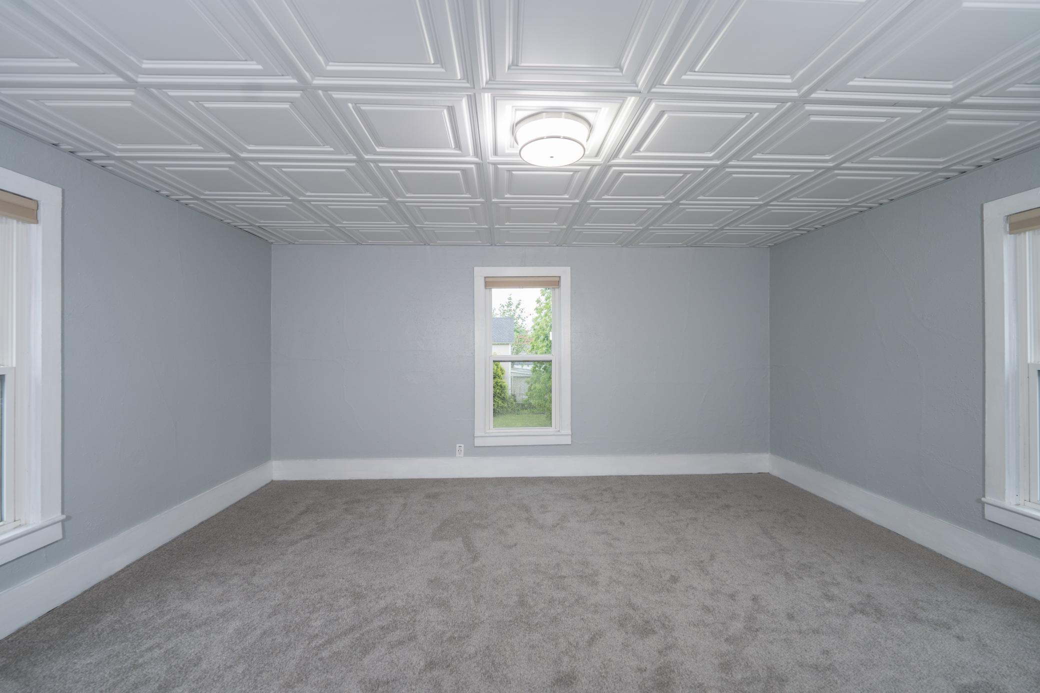 205 E Hudson Street Property Photo 26