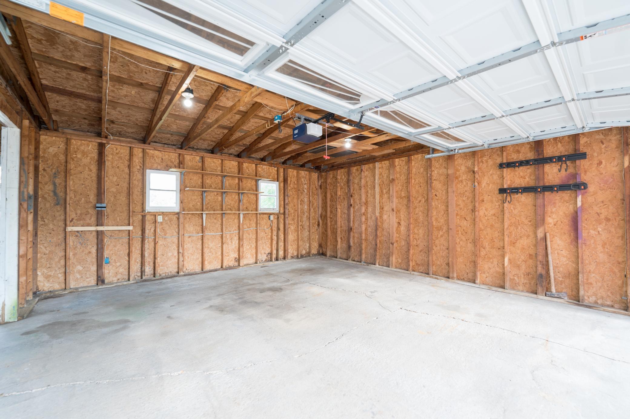 205 E Hudson Street Property Photo 45