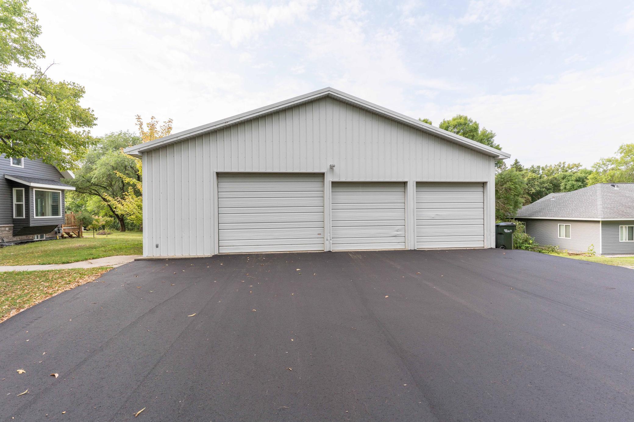 2416 E Fir Avenue Property Photo 17