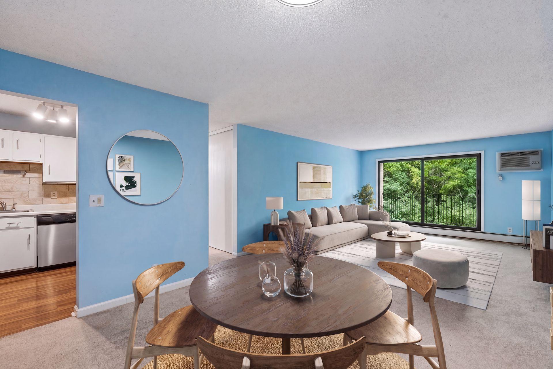 1887 Silver Bell Road 214 Property Photo 8
