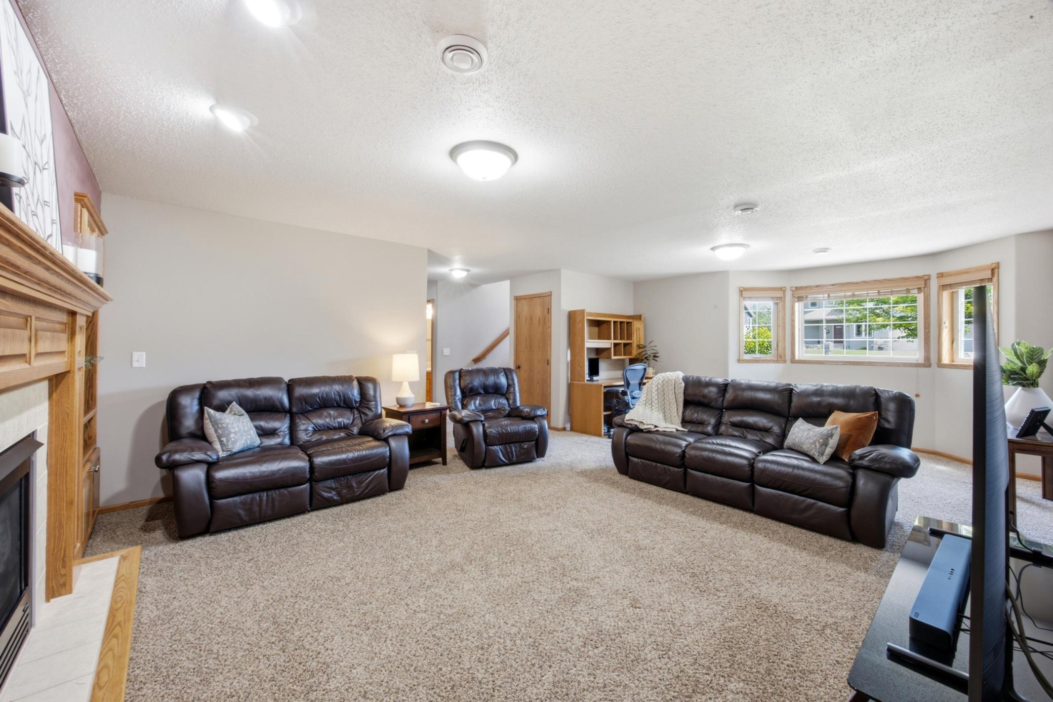 506 8th Street Ne Property Photo 22