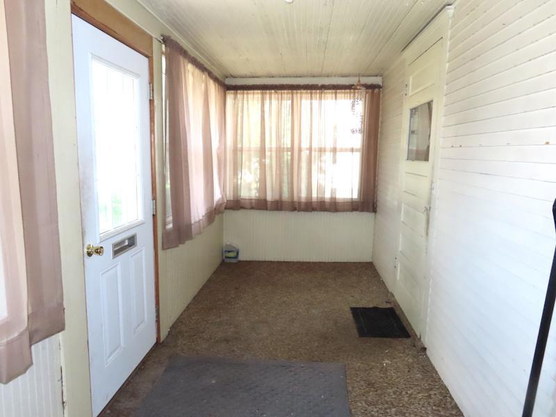 320 Red Lake Boulevard Property Photo 2