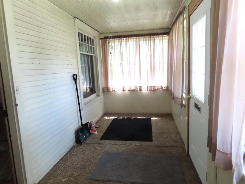 320 Red Lake Boulevard Property Photo 3