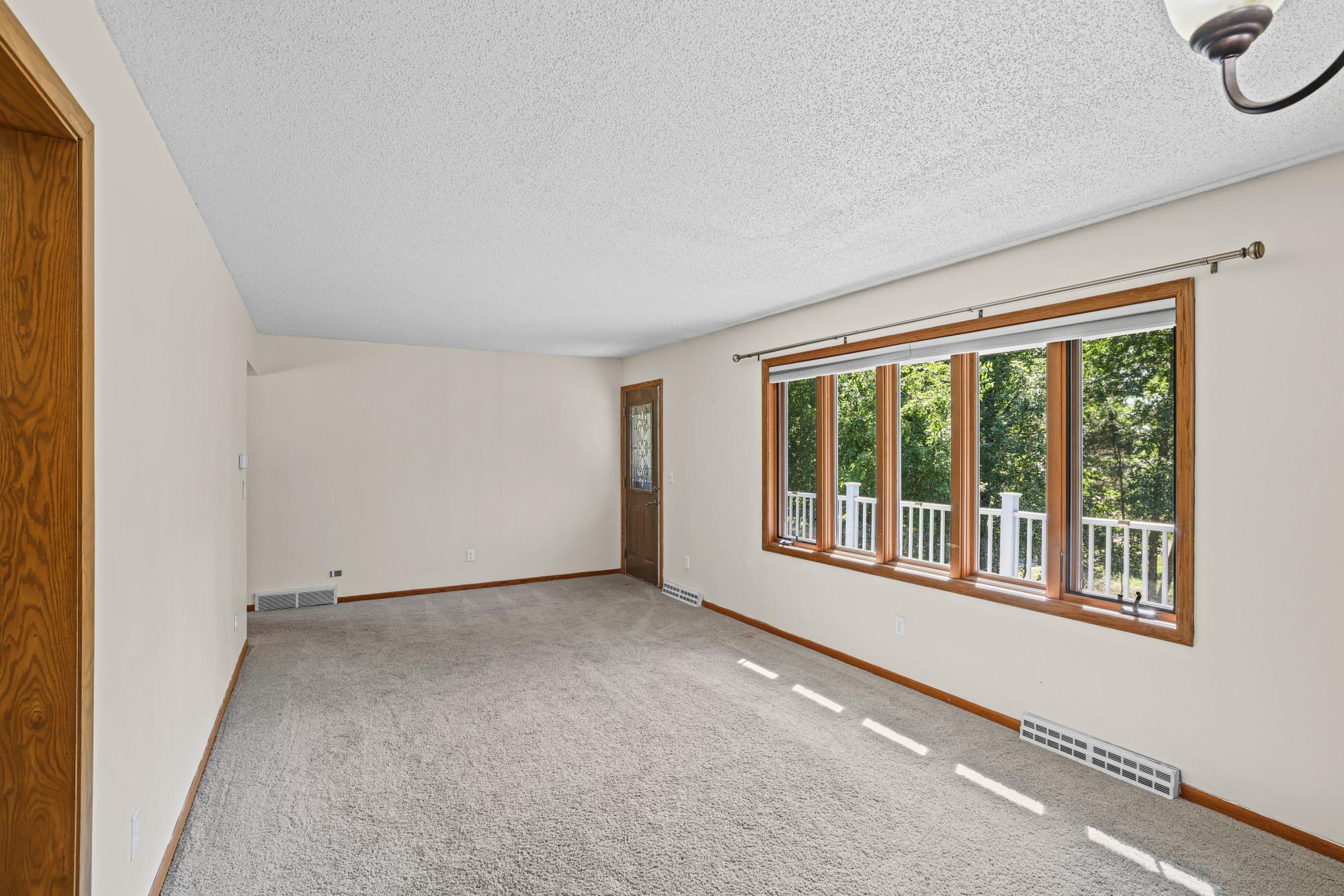 7747 County Road 127 Property Photo 6