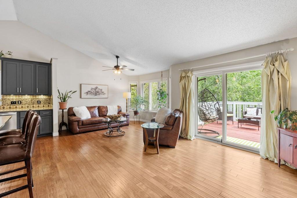 1957 Park Ridge Drive Property Photo 4