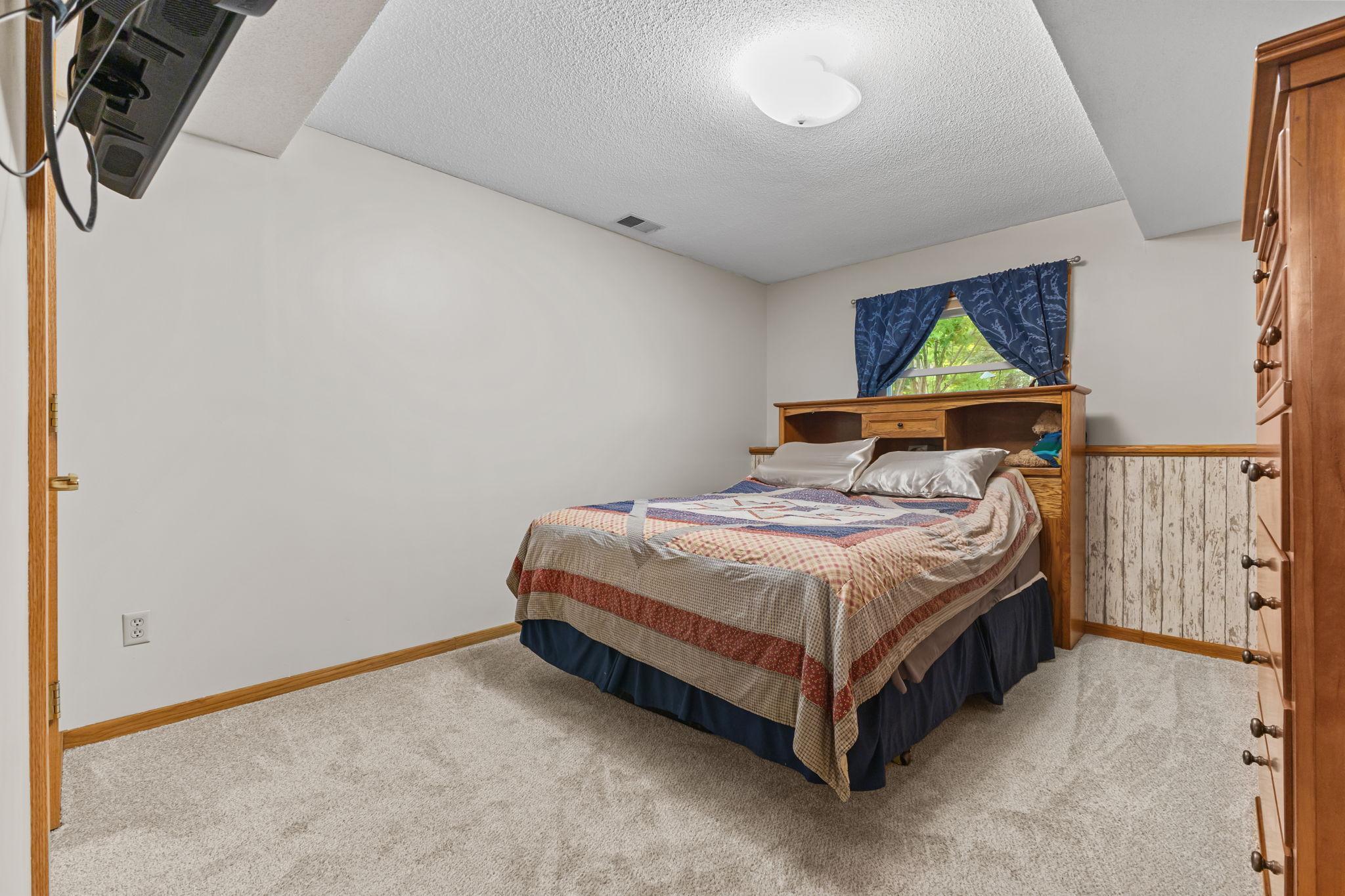 13612 86th Avenue N Property Photo 25