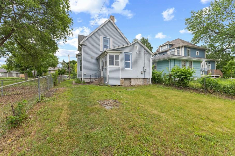 413 Knox Avenue N Property Photo 30