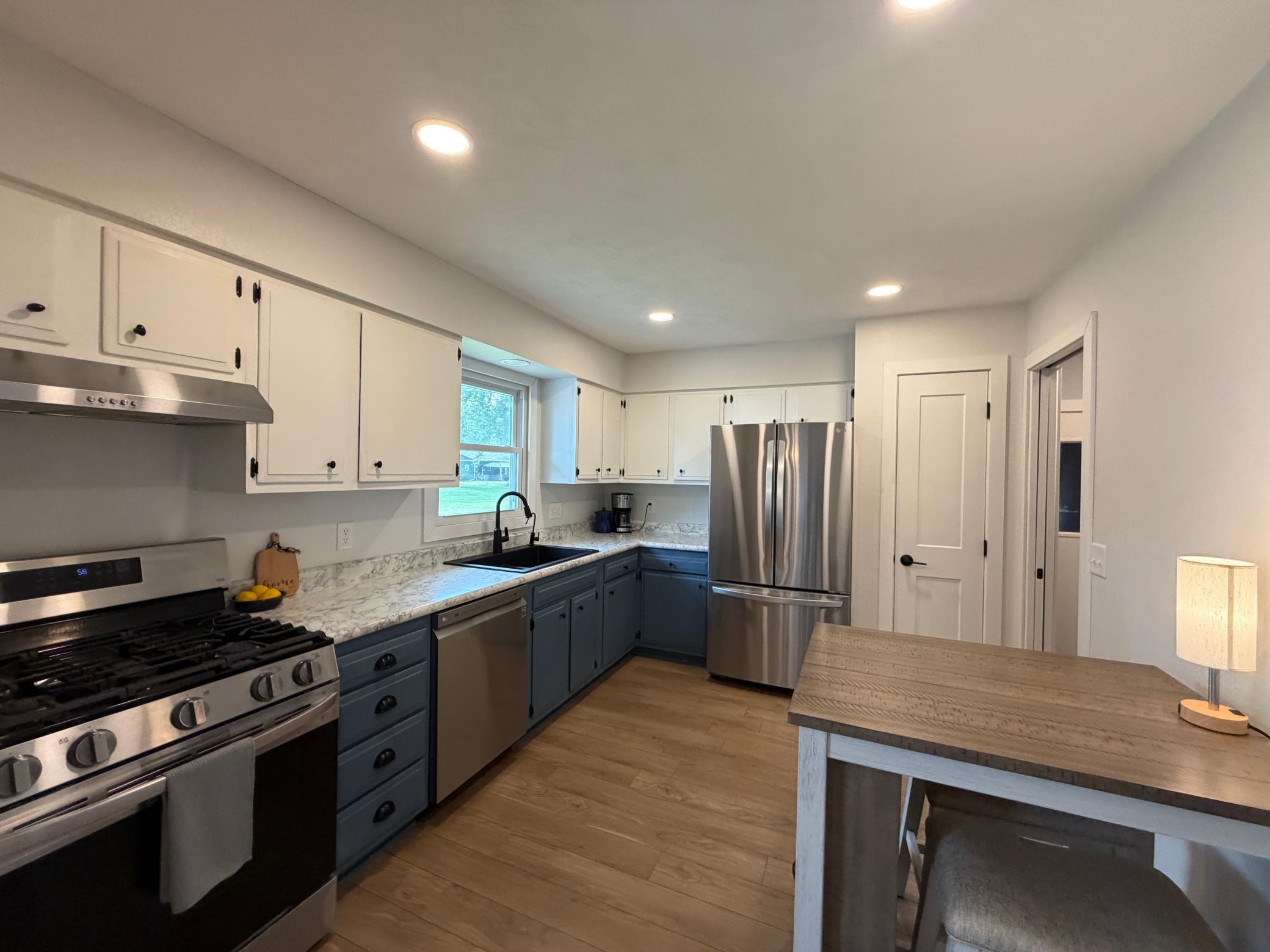 209 E Barck Avenue Property Photo 7